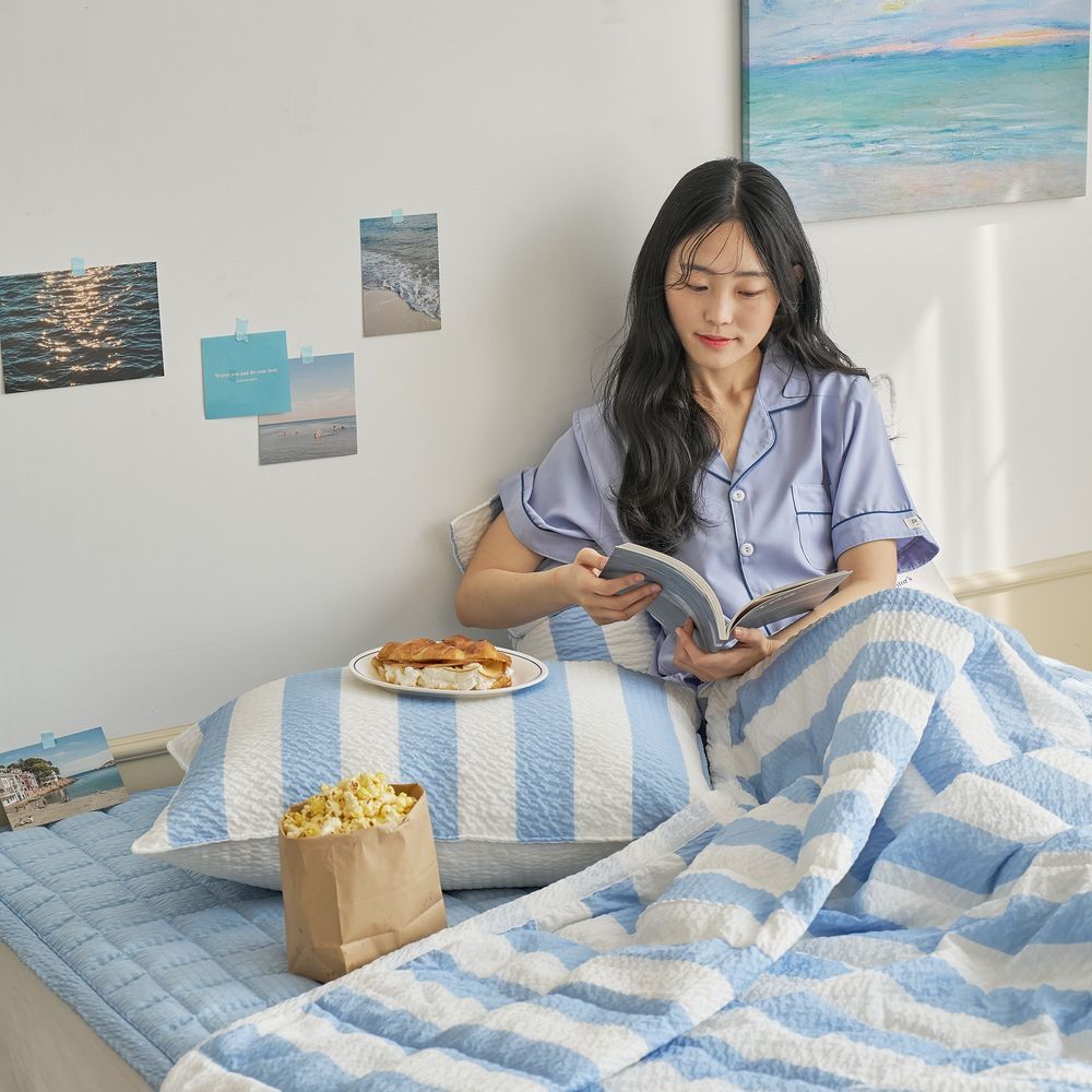 여름밤을 채우는 팝 컬러