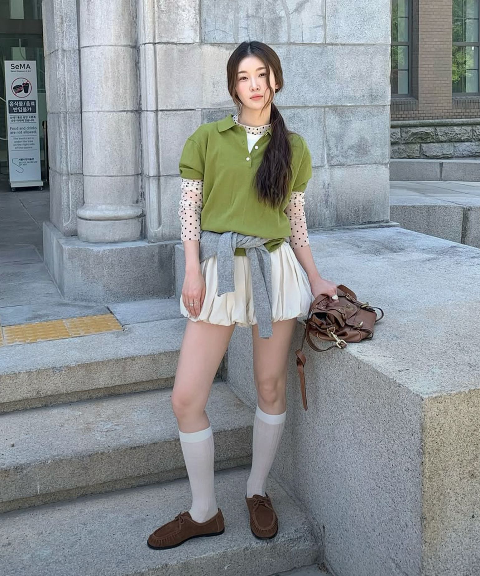 올여름 긴 양말이 유행이래요