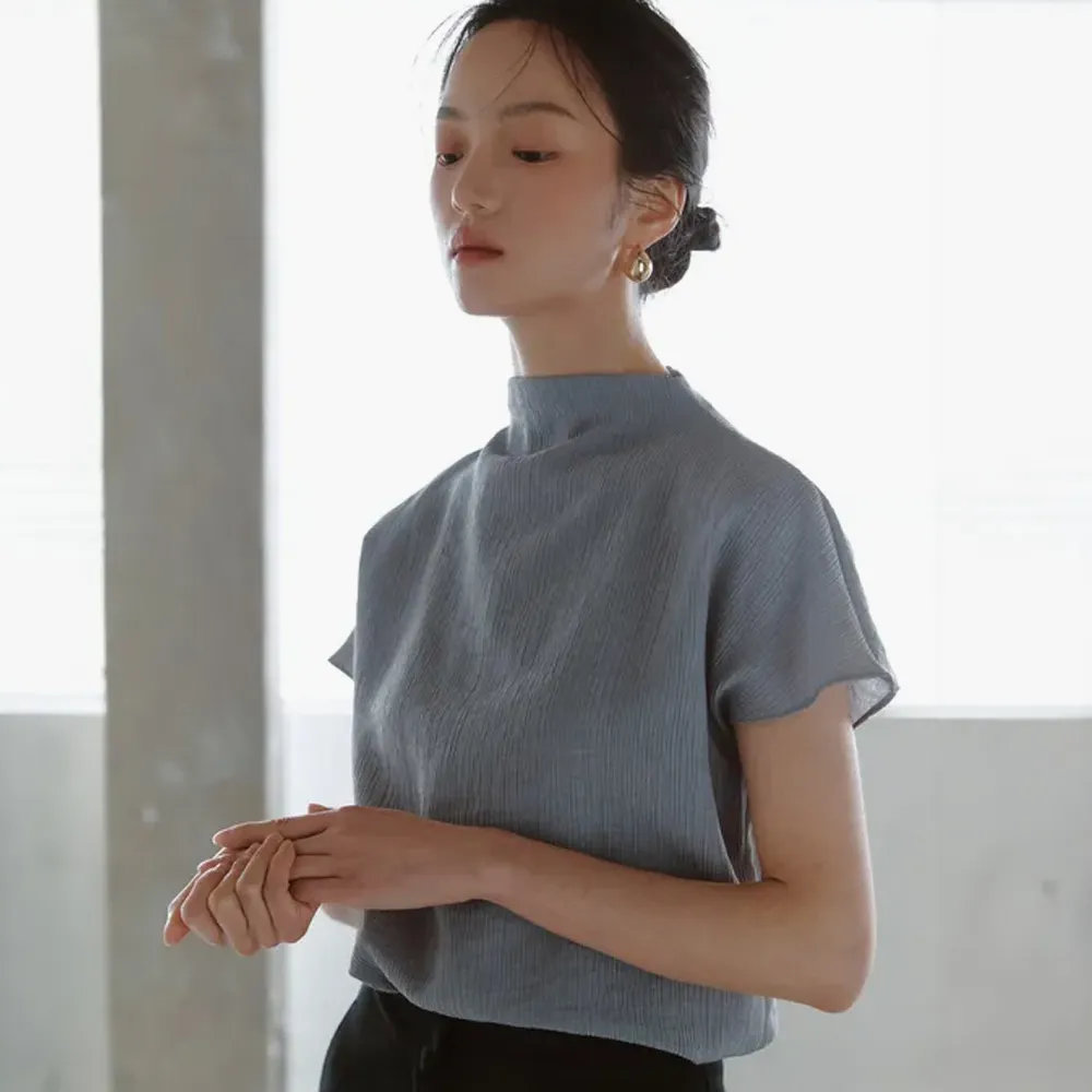 여름에 어울리는 블라우스