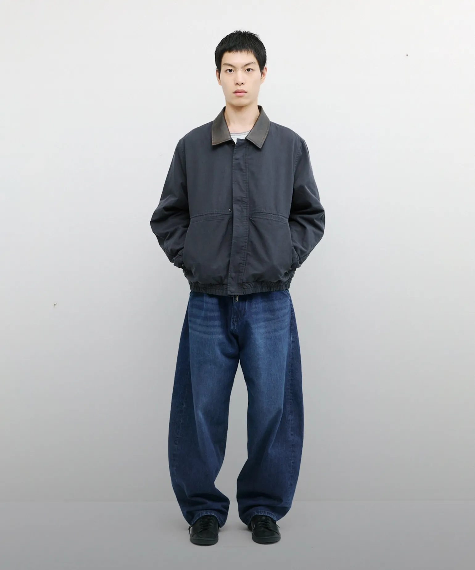 입는 이를 위한
사려깊은 디테일