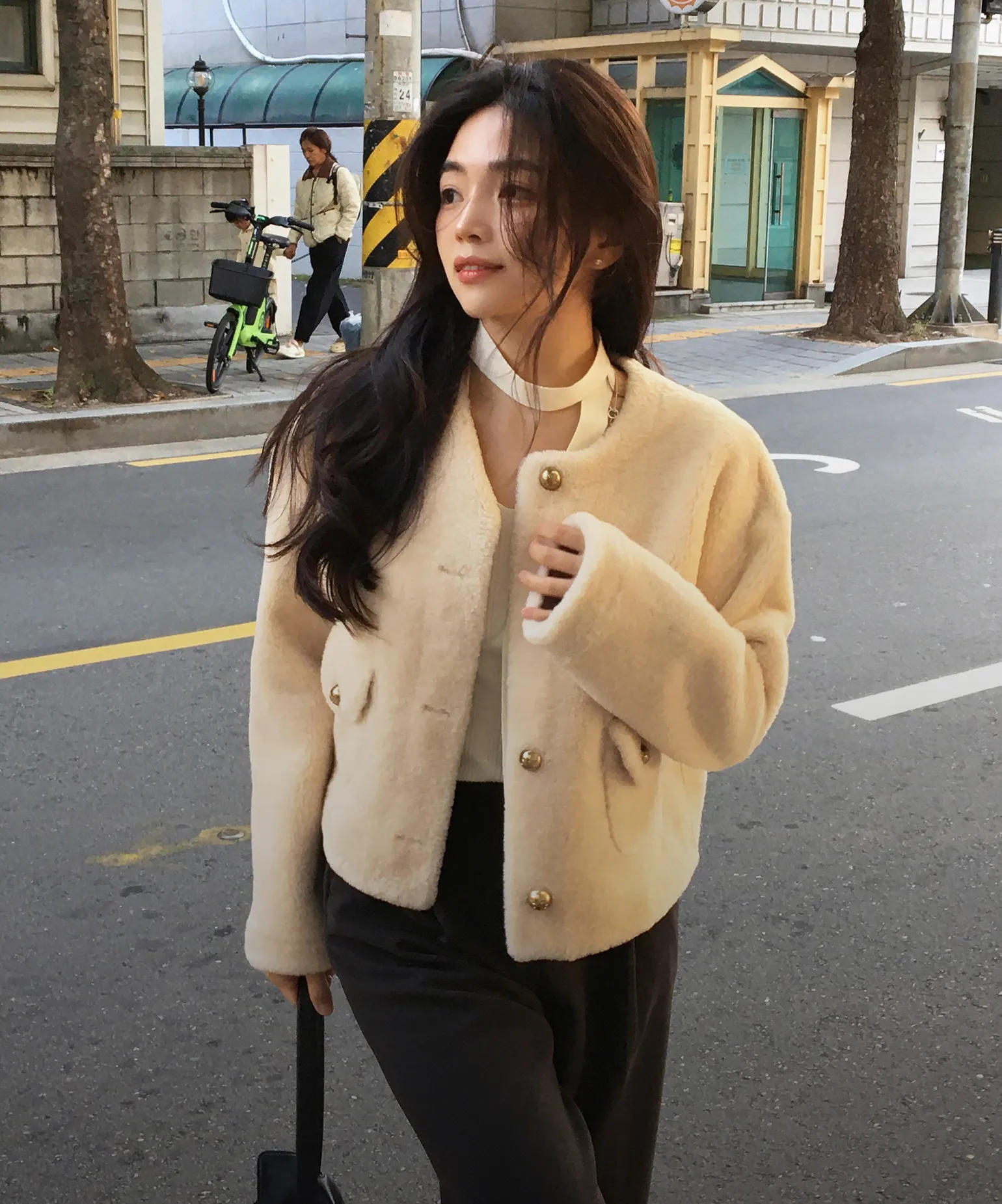 인플루언서가 빠진
담백한 매력