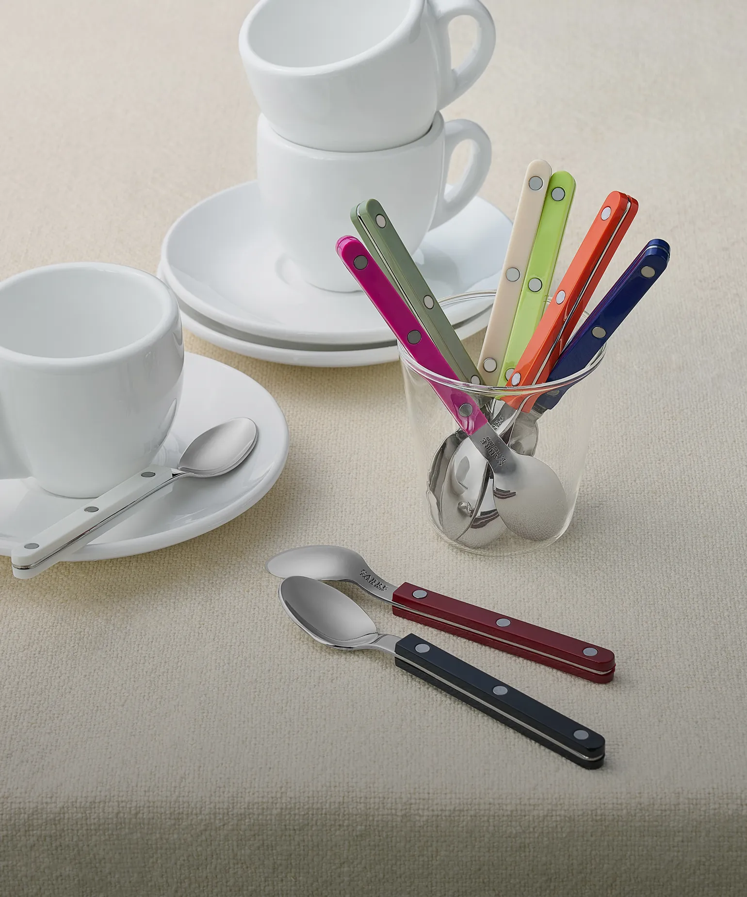 파리의 우아함 
한 스푼