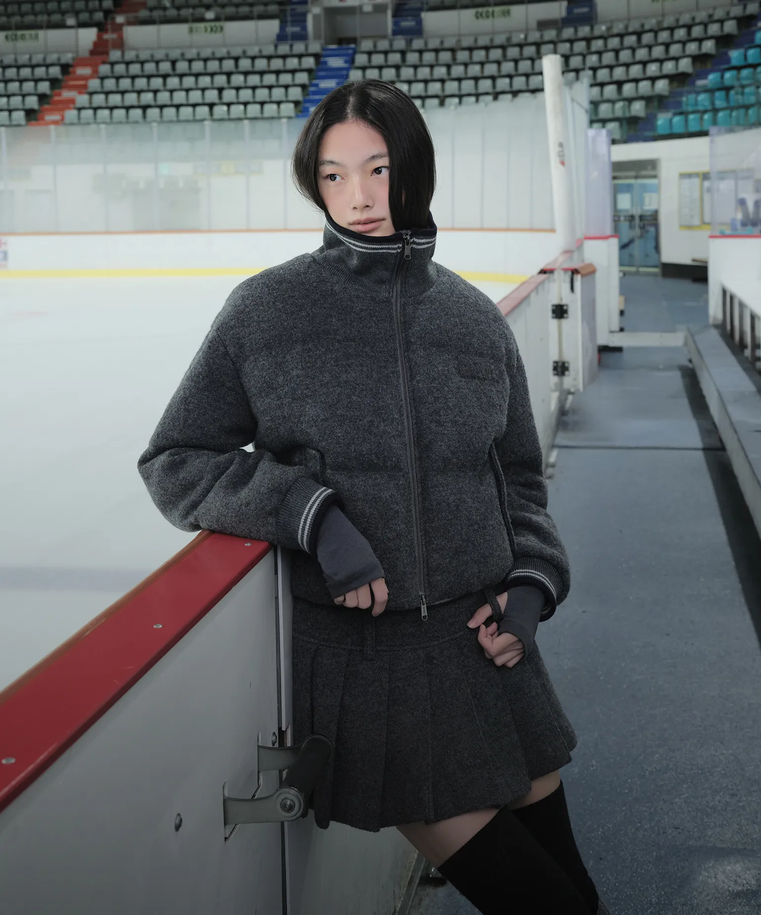 한층 깊어진 무드