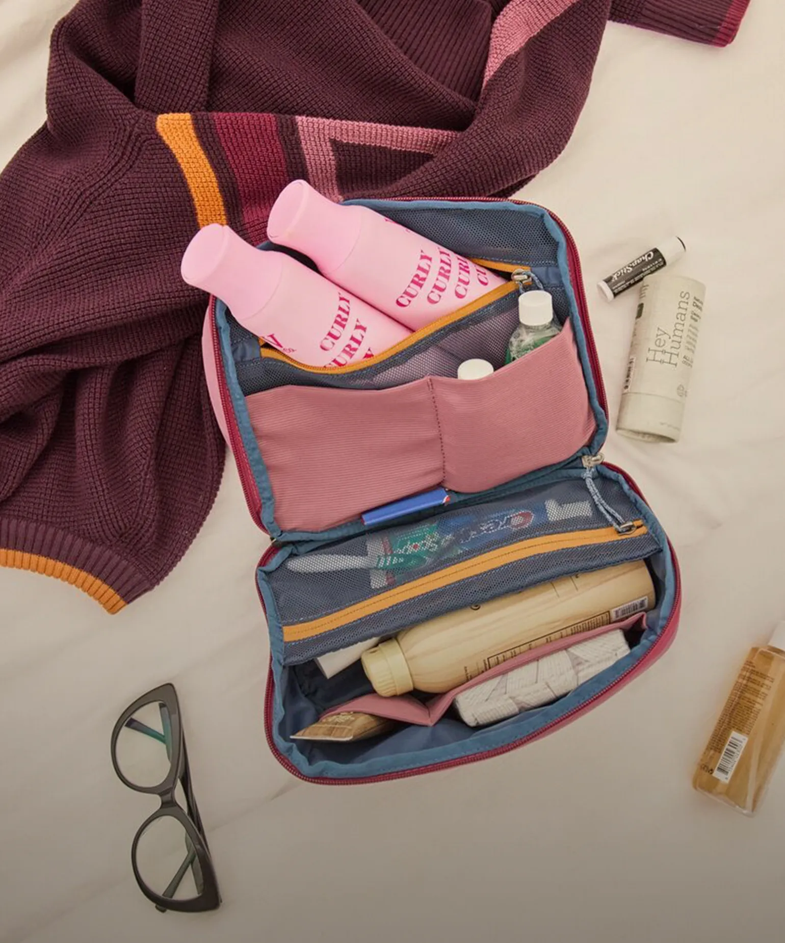 색으로 떠나는 여행