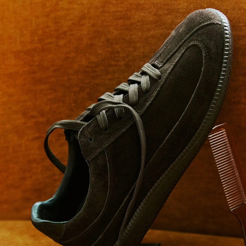 겨울엔 다크브라운