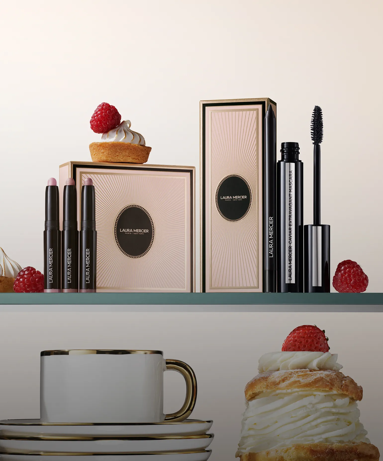 달콤하게 물든
홀리데이 메이크업