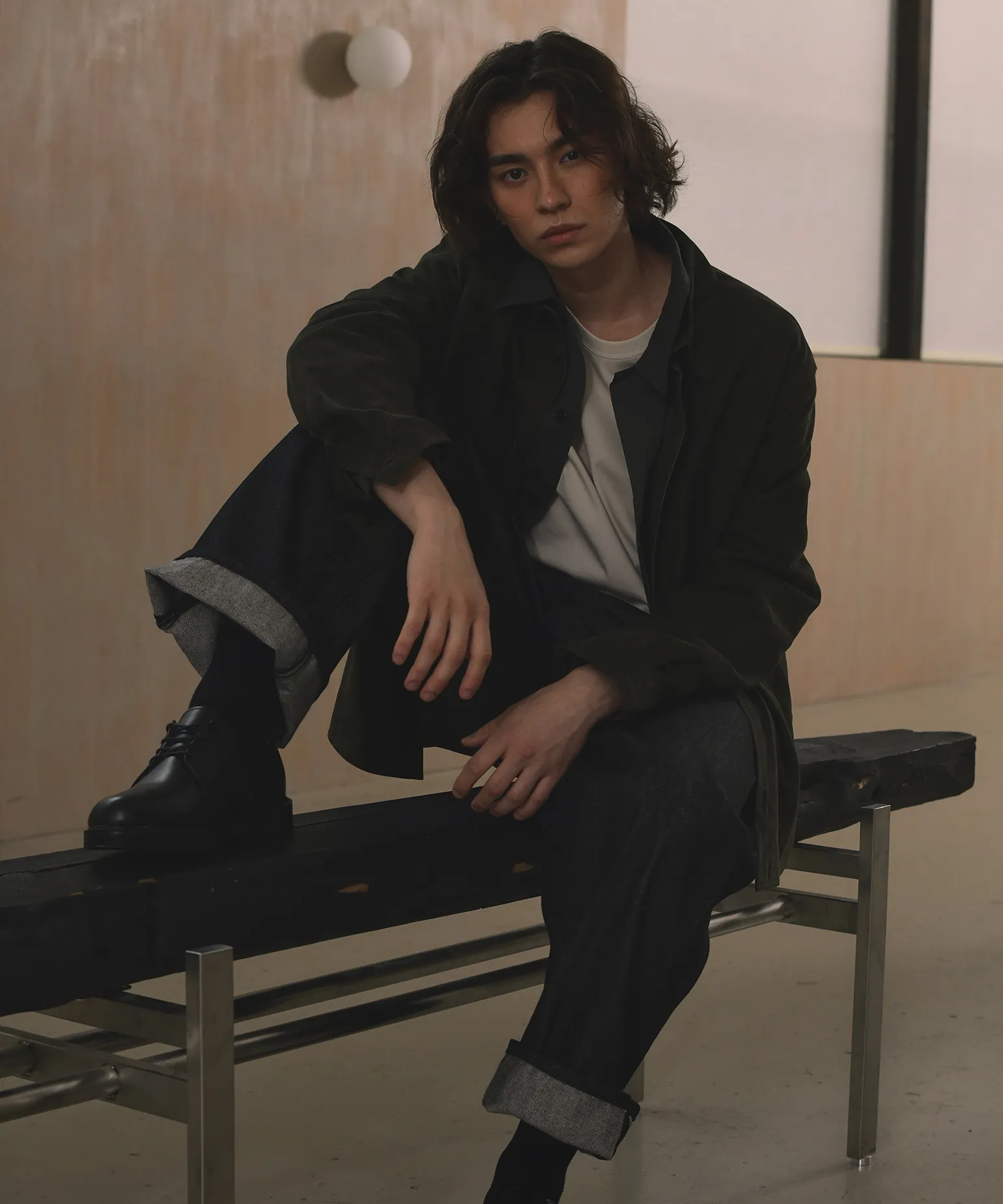 자꾸 손이 가는
한 켤레