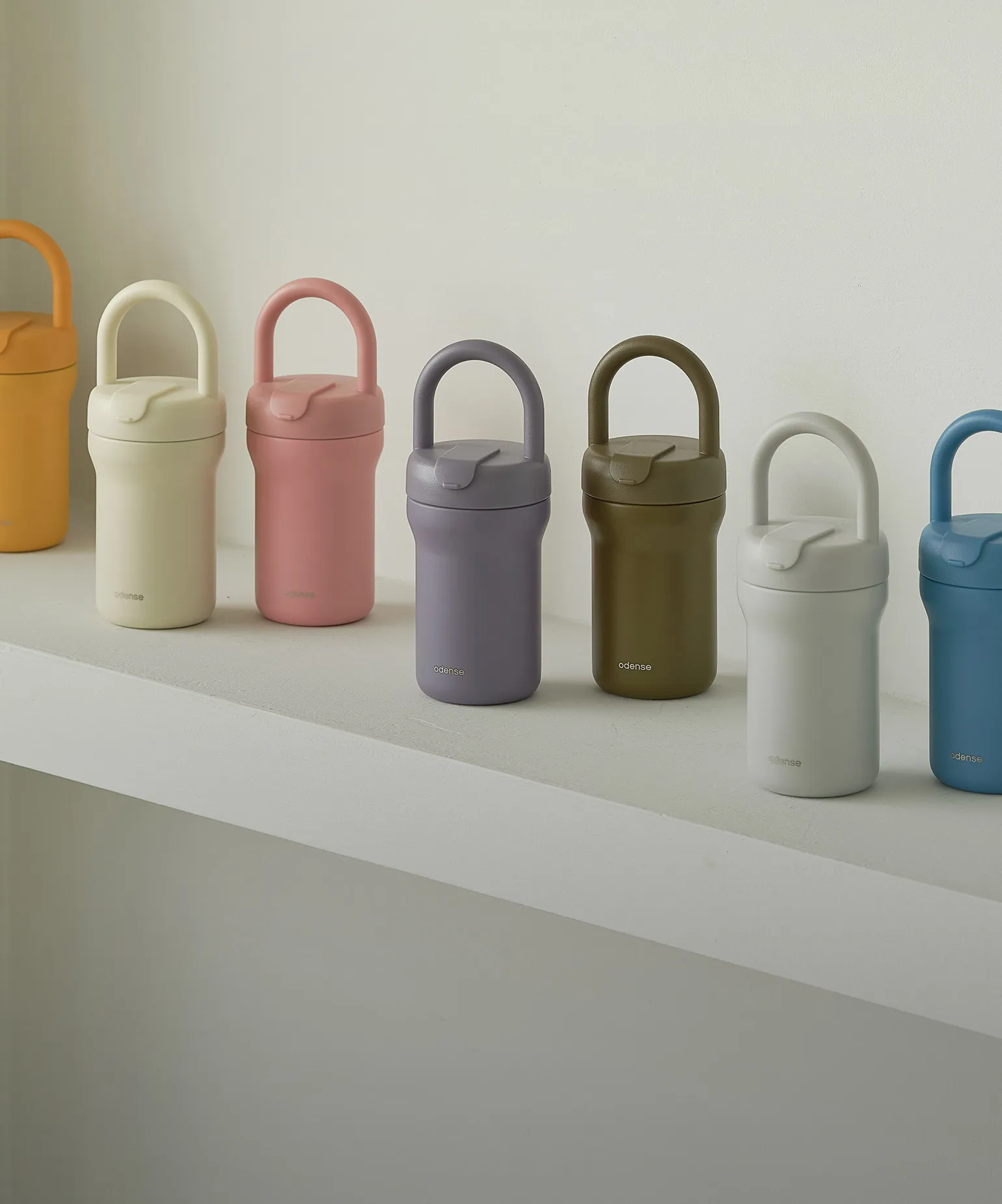 들고 마시는 즐거움