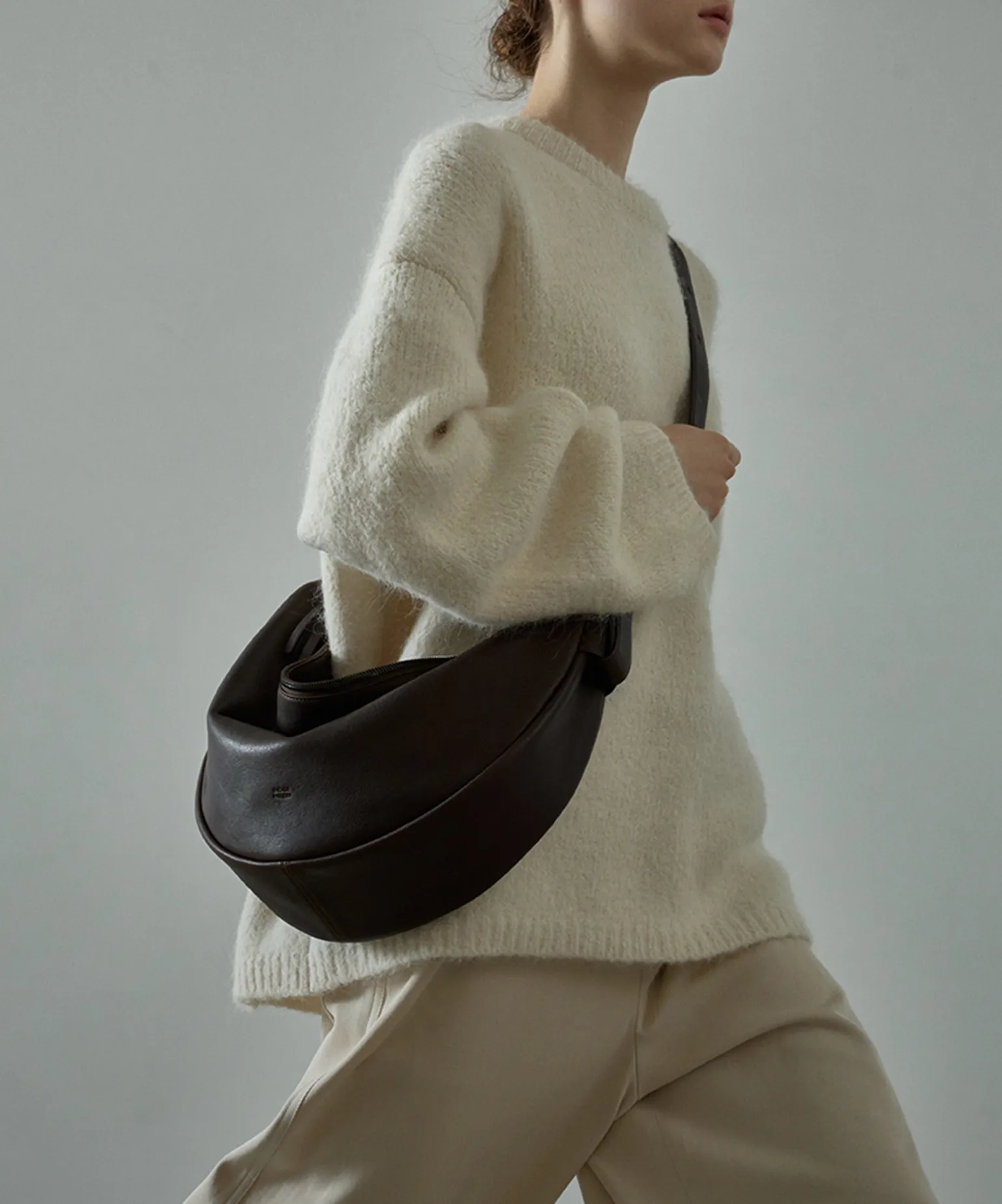 패션과 실용의 크로스