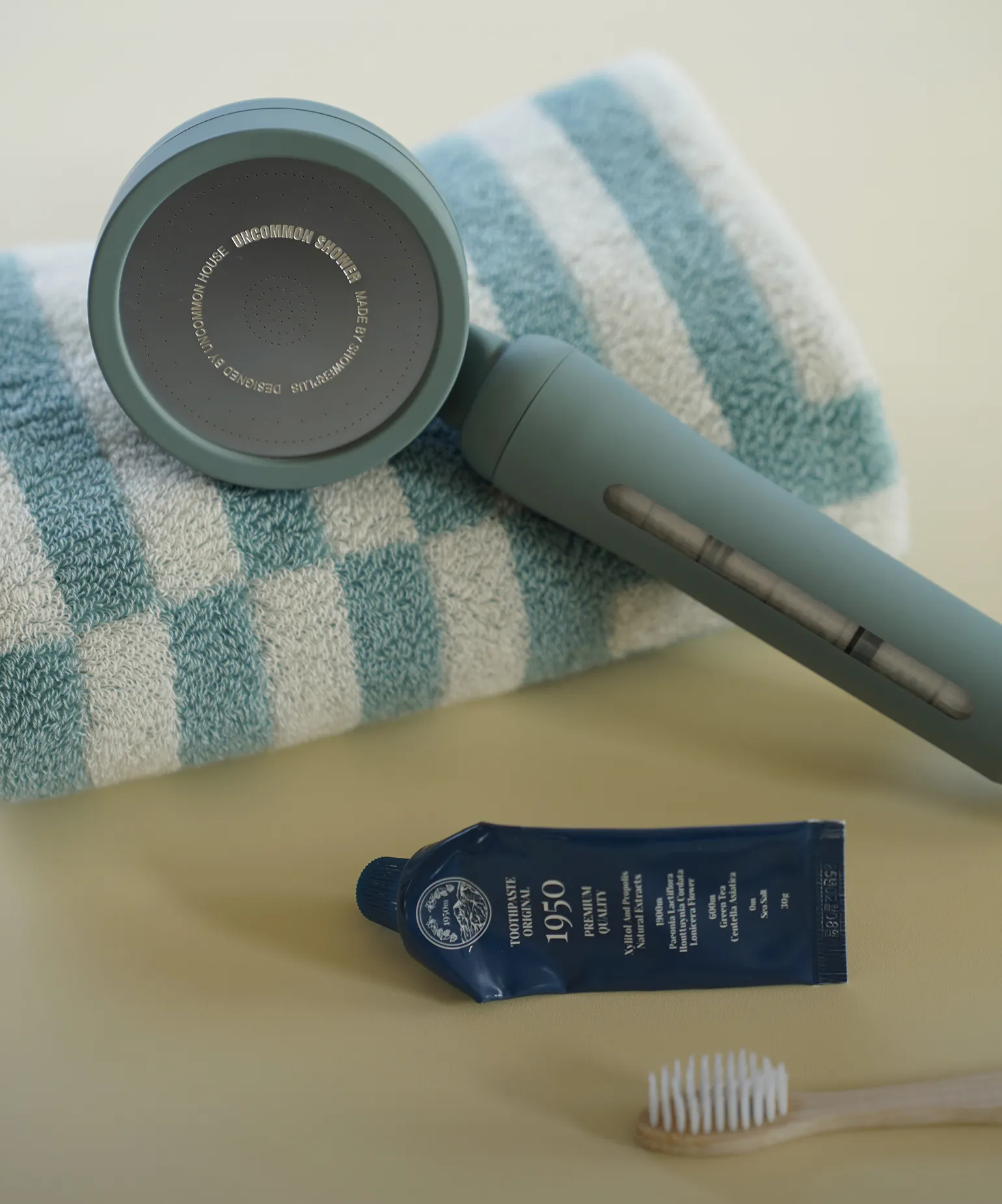 욕실에 더하는
컬러 포인트