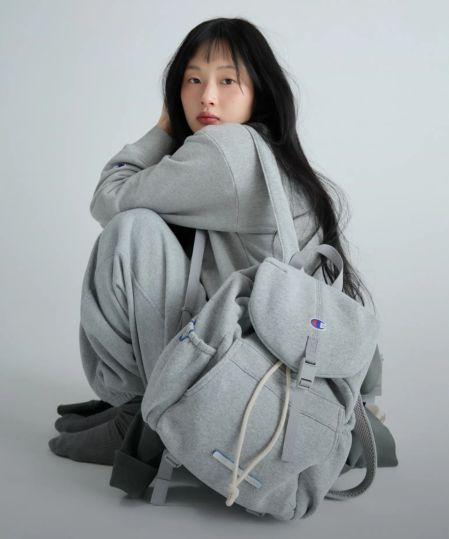 시선을 끄는 
두 브랜드의 만남