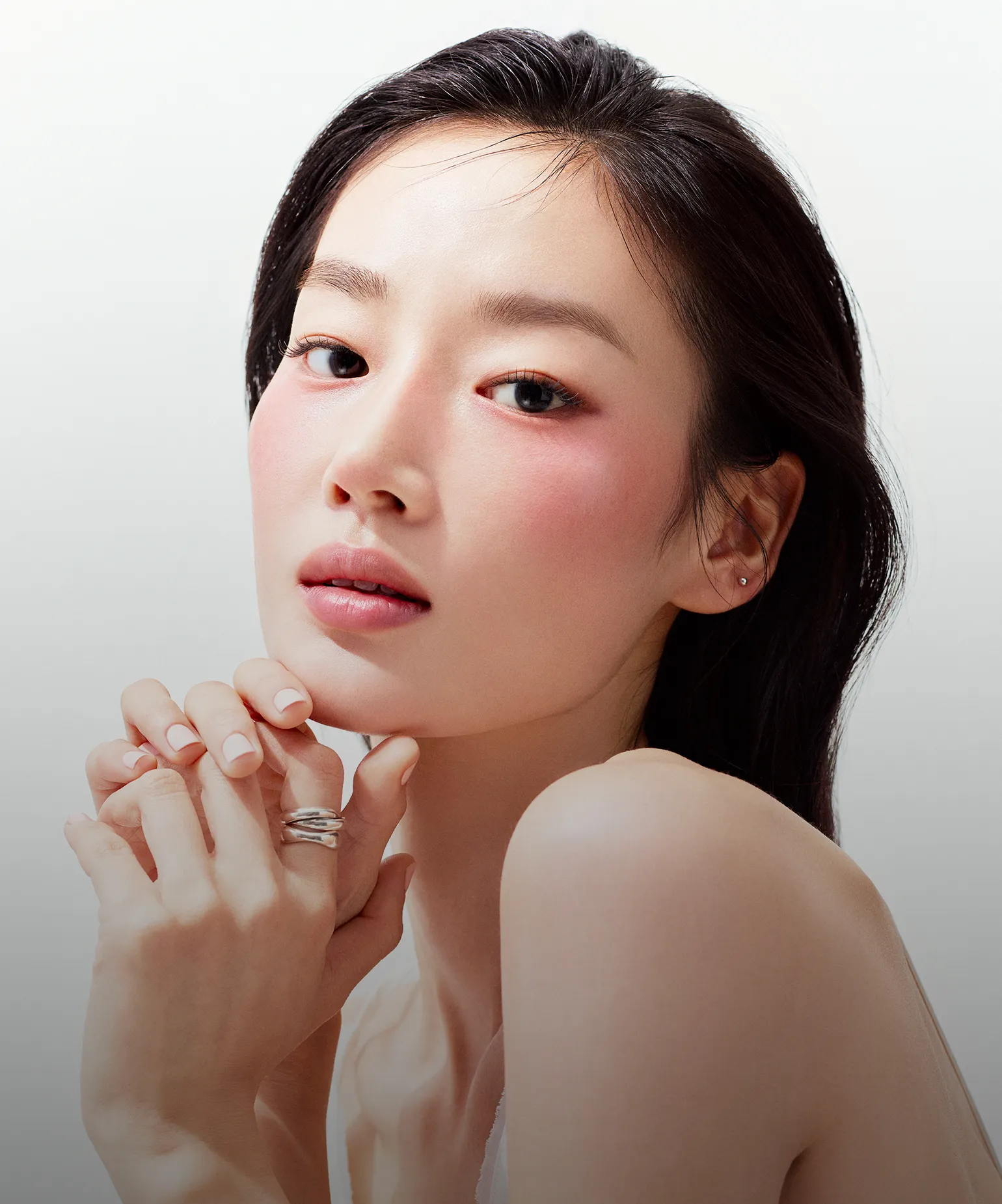 터치 한 번으로
피어나는 생기