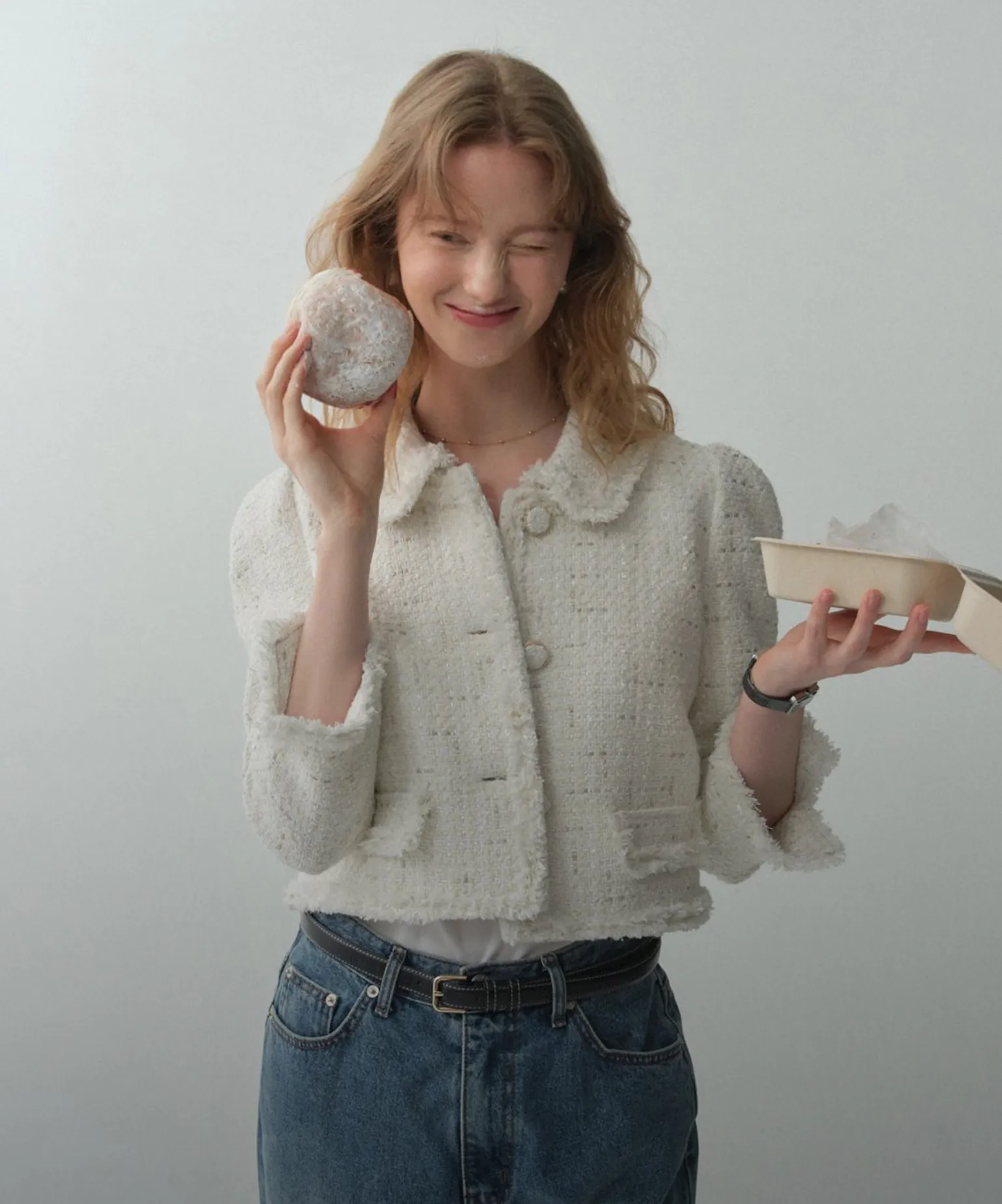 피어나는
봄의 실루엣