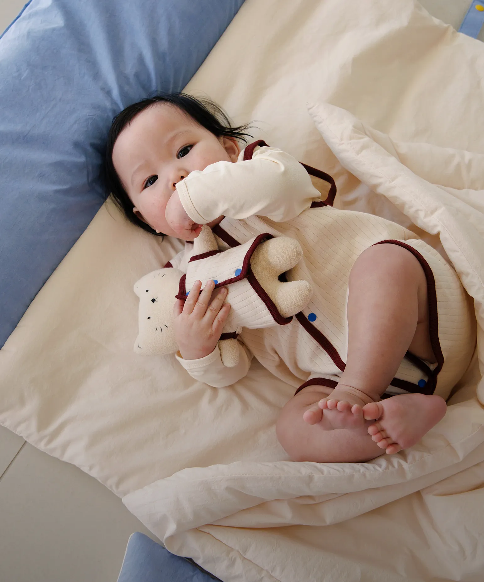 정성으로 만든
애착 인형