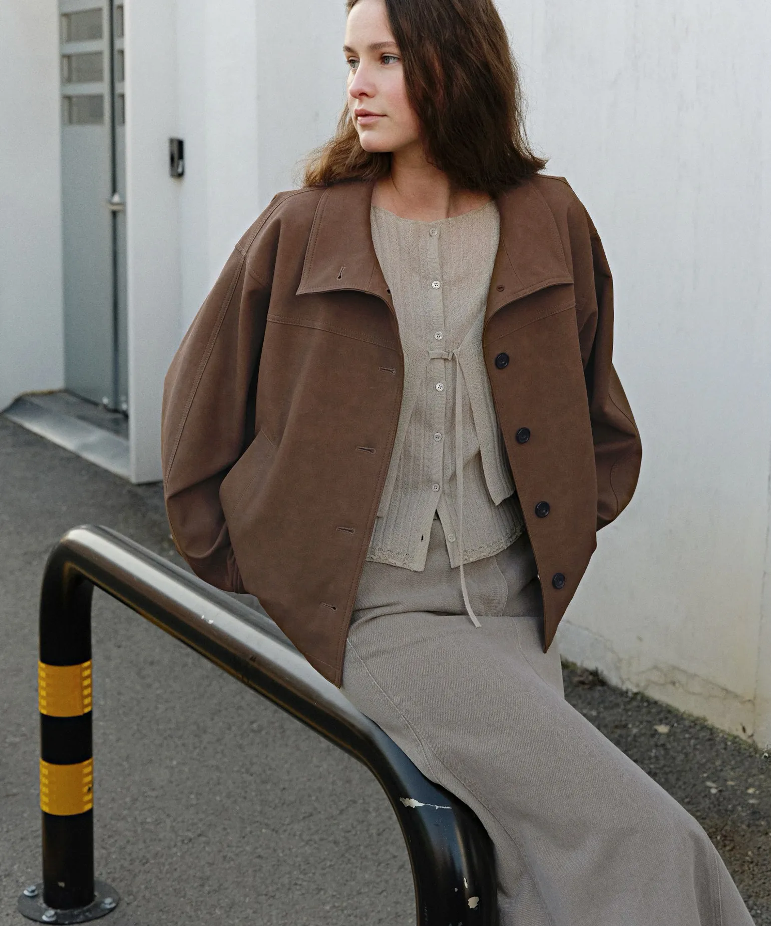 변치 않는
봄의 에센셜