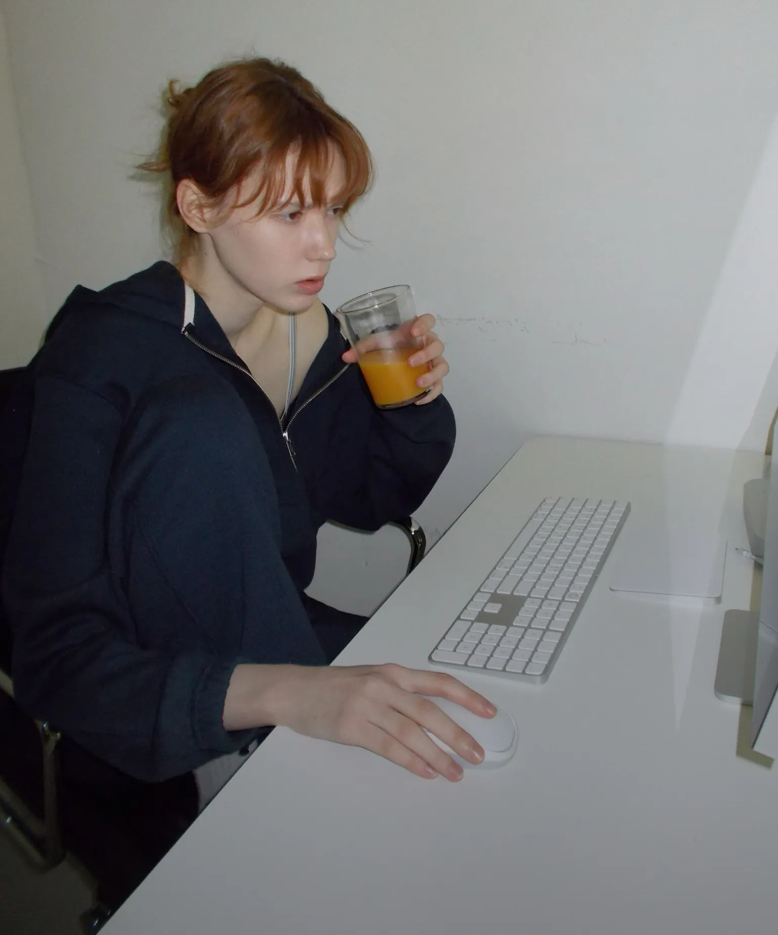 자연스럽게 스미는 옷