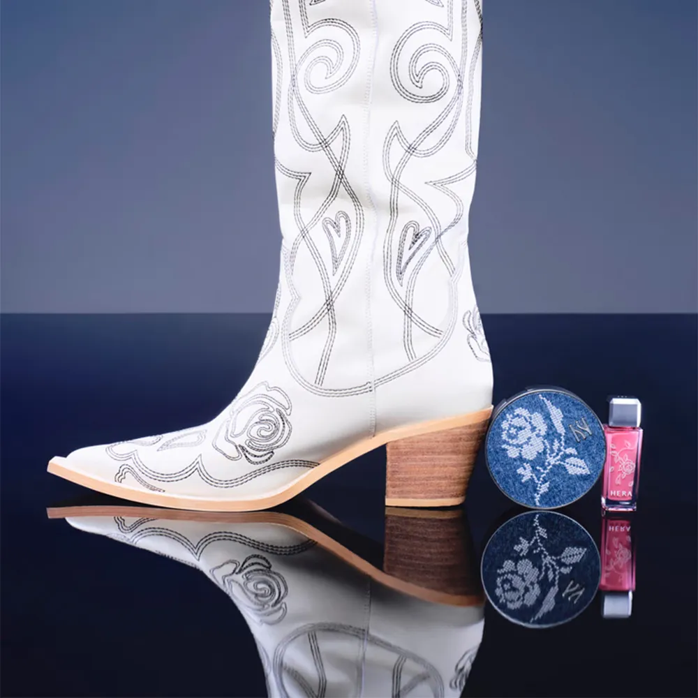 자유로 채워진 이야기