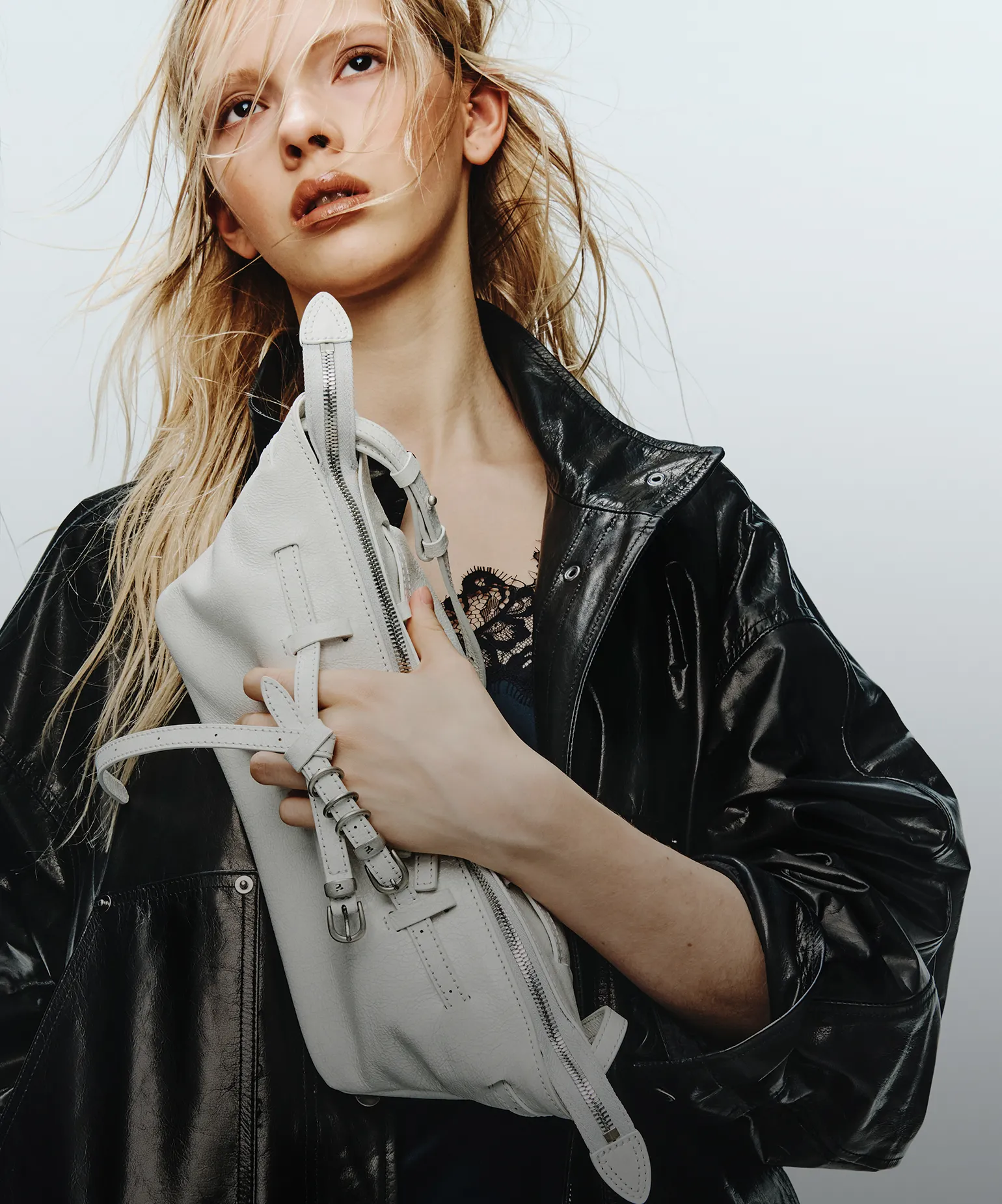 입체적인 실루엣의 매력