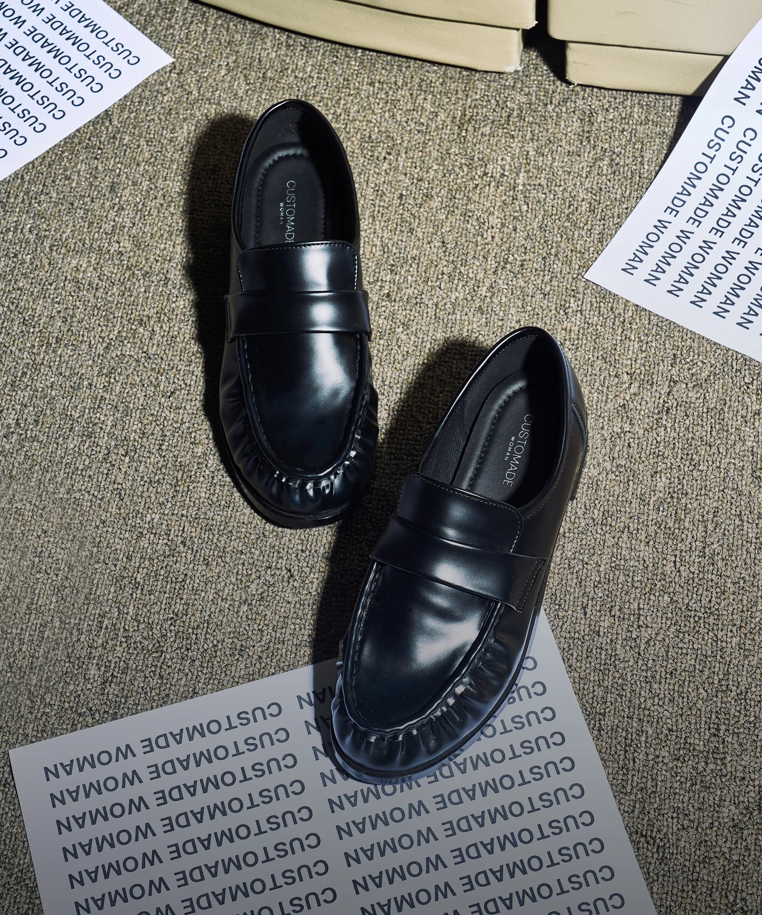 봄을 머금은 발끝