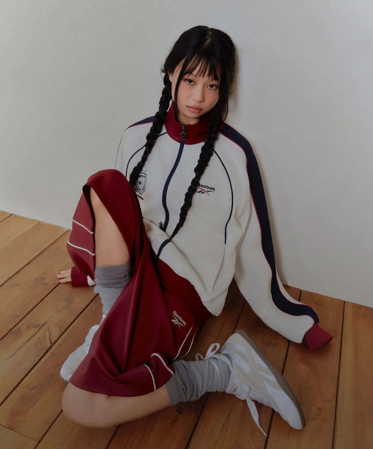 시선을 끄는 발끝