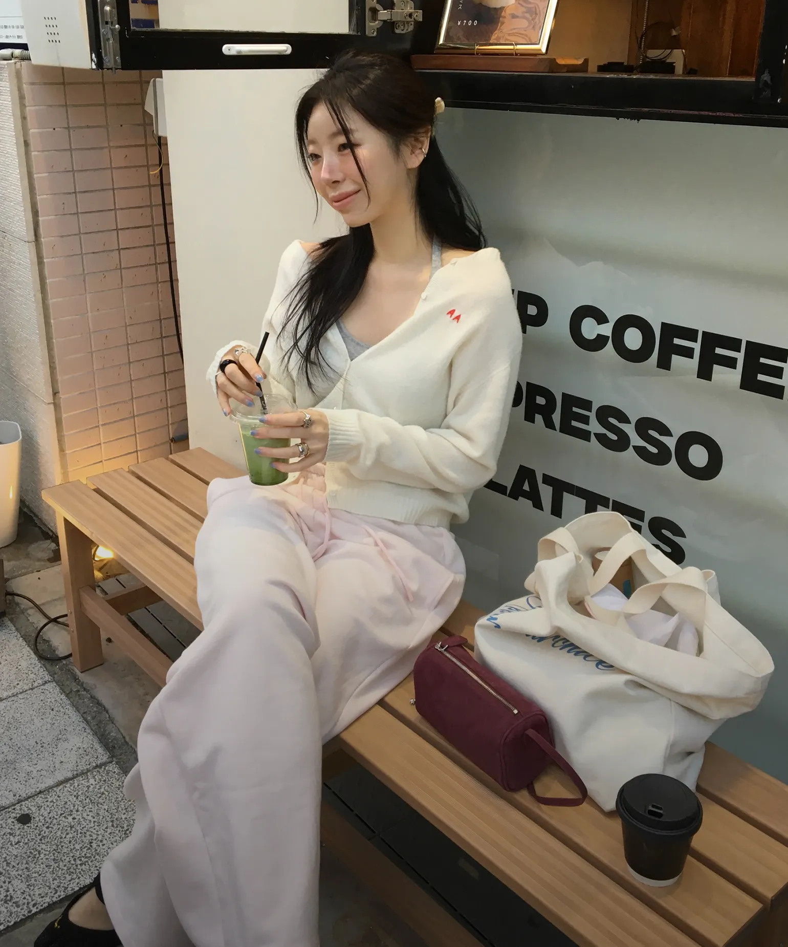 색으로 완성한 디테일