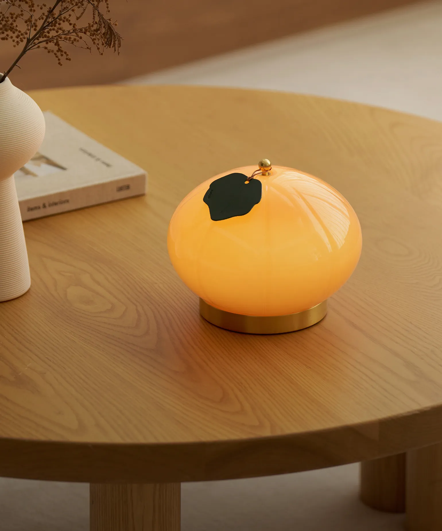 따스한 분위기를 더해요