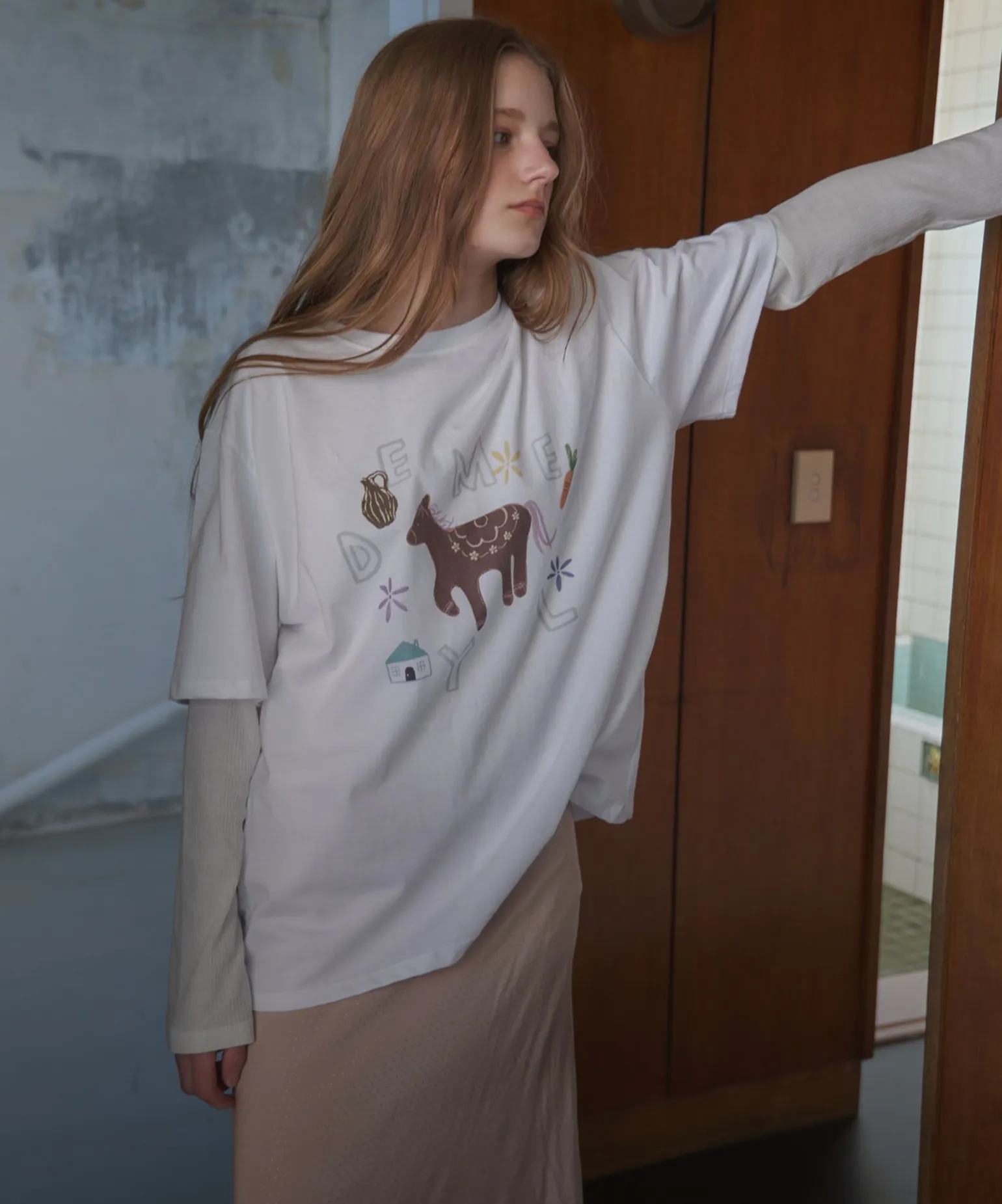 절제된 빈티지 무드