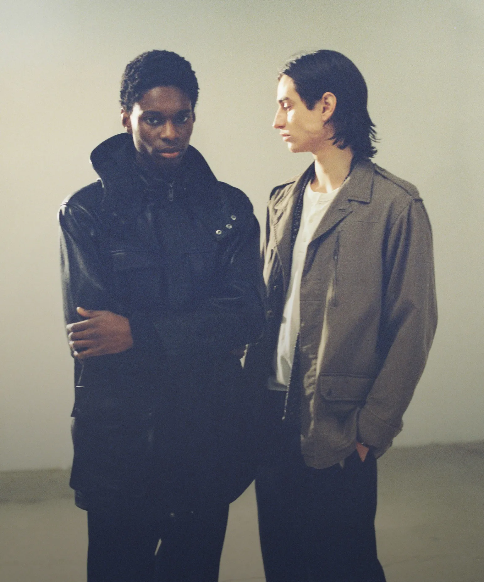 대비로 완성한 계절