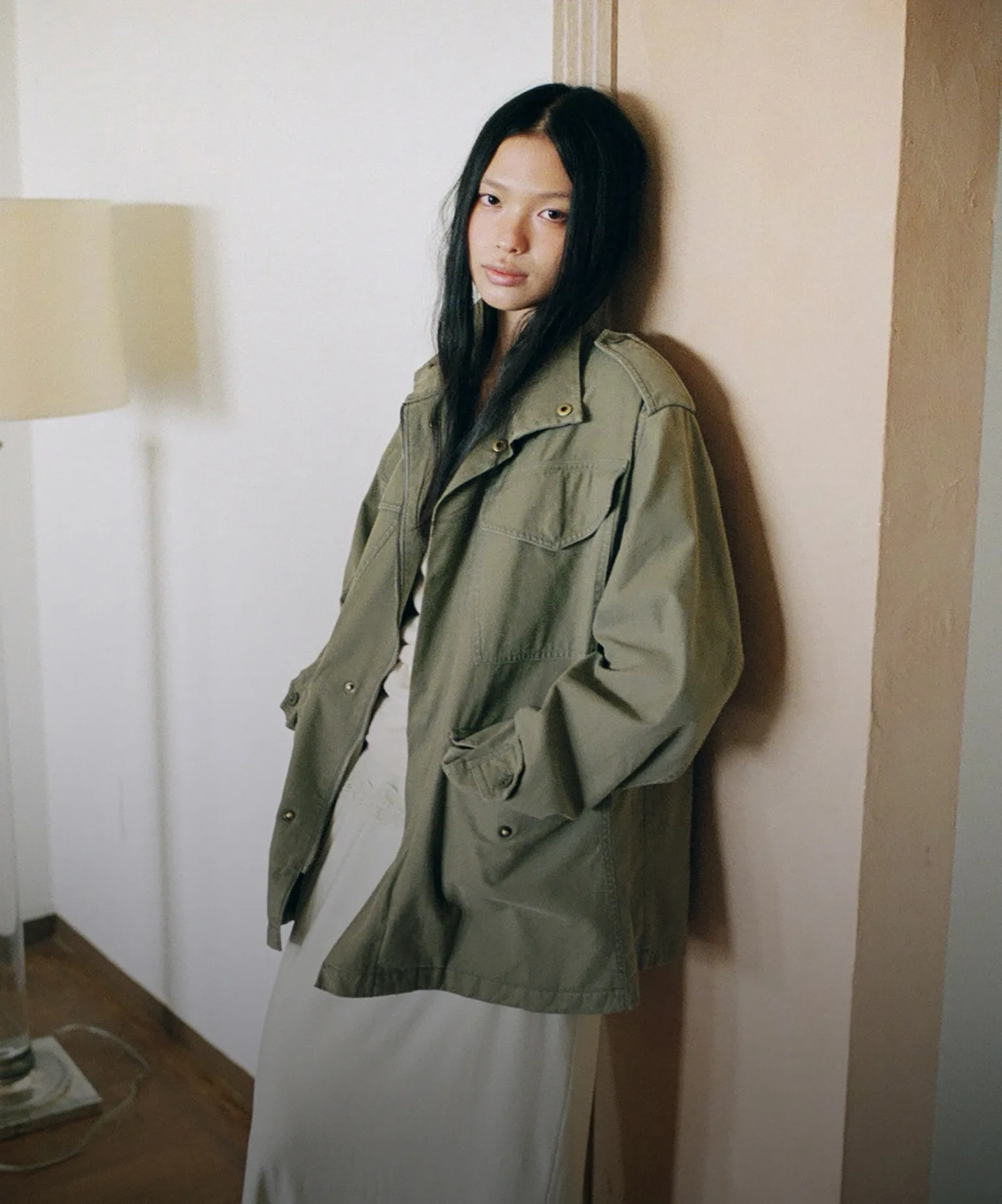 차분하게 담아낸 매력