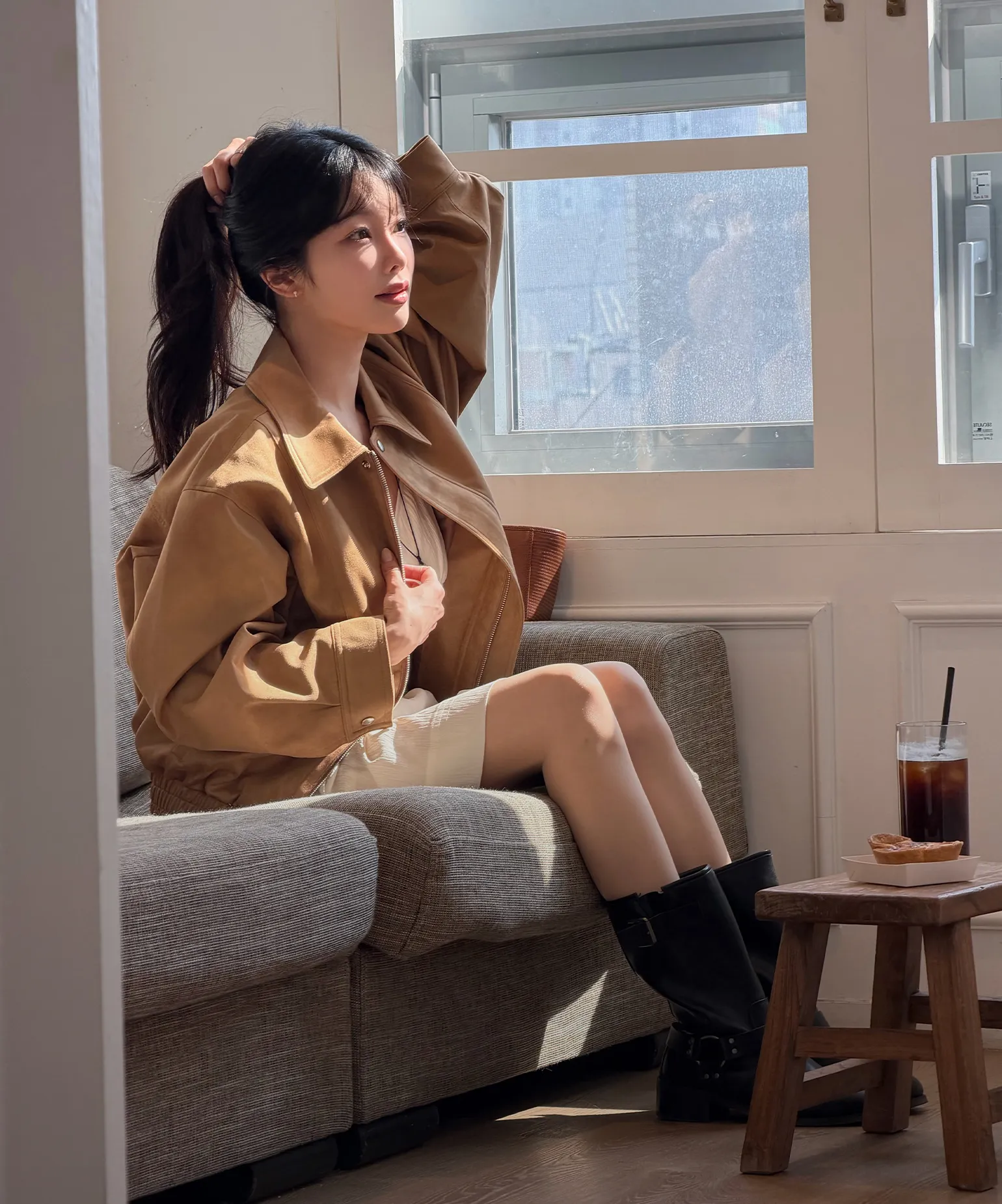 부드럽게 떨어지는 실루엣