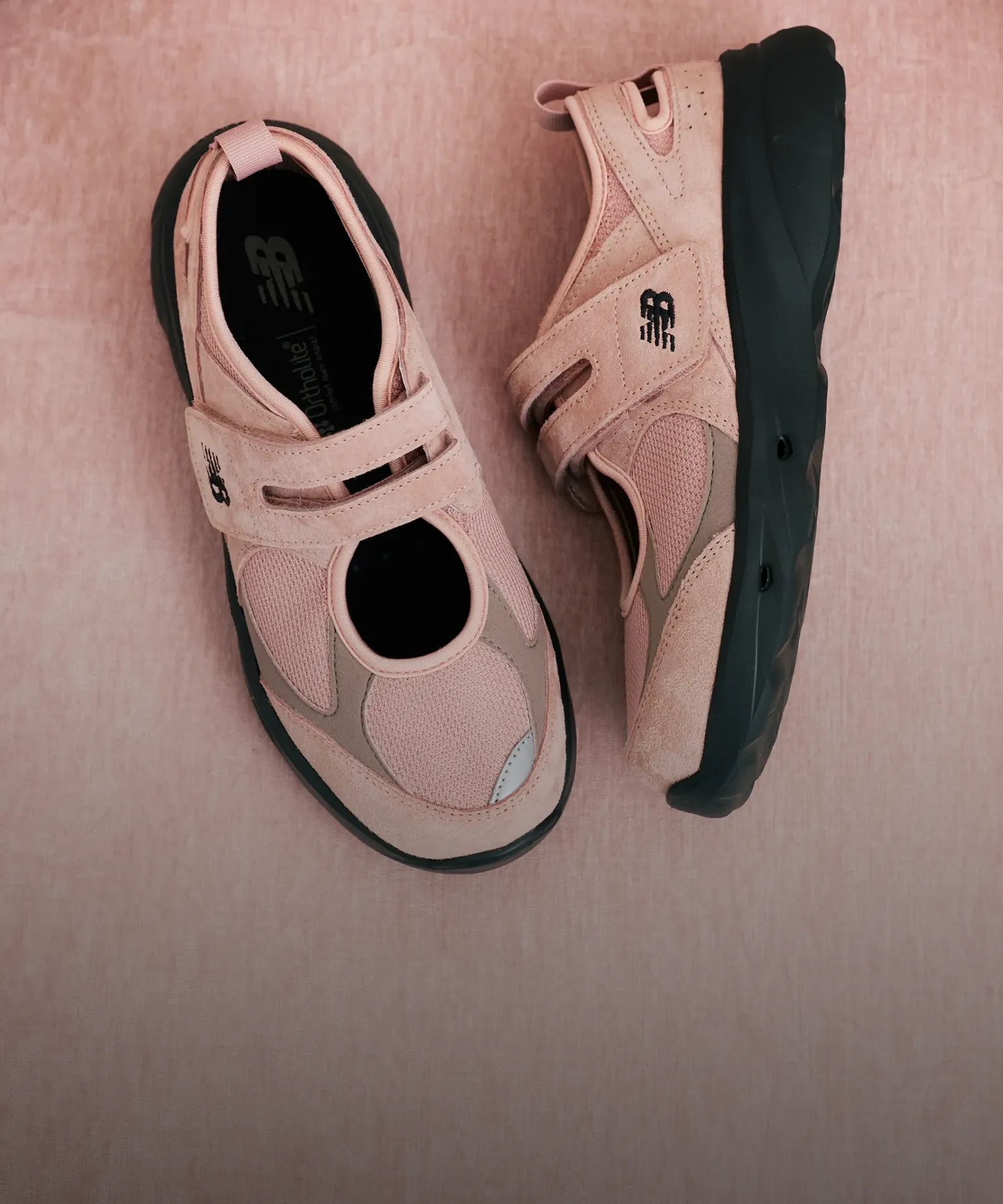 봄바람을 닮은 발걸음 