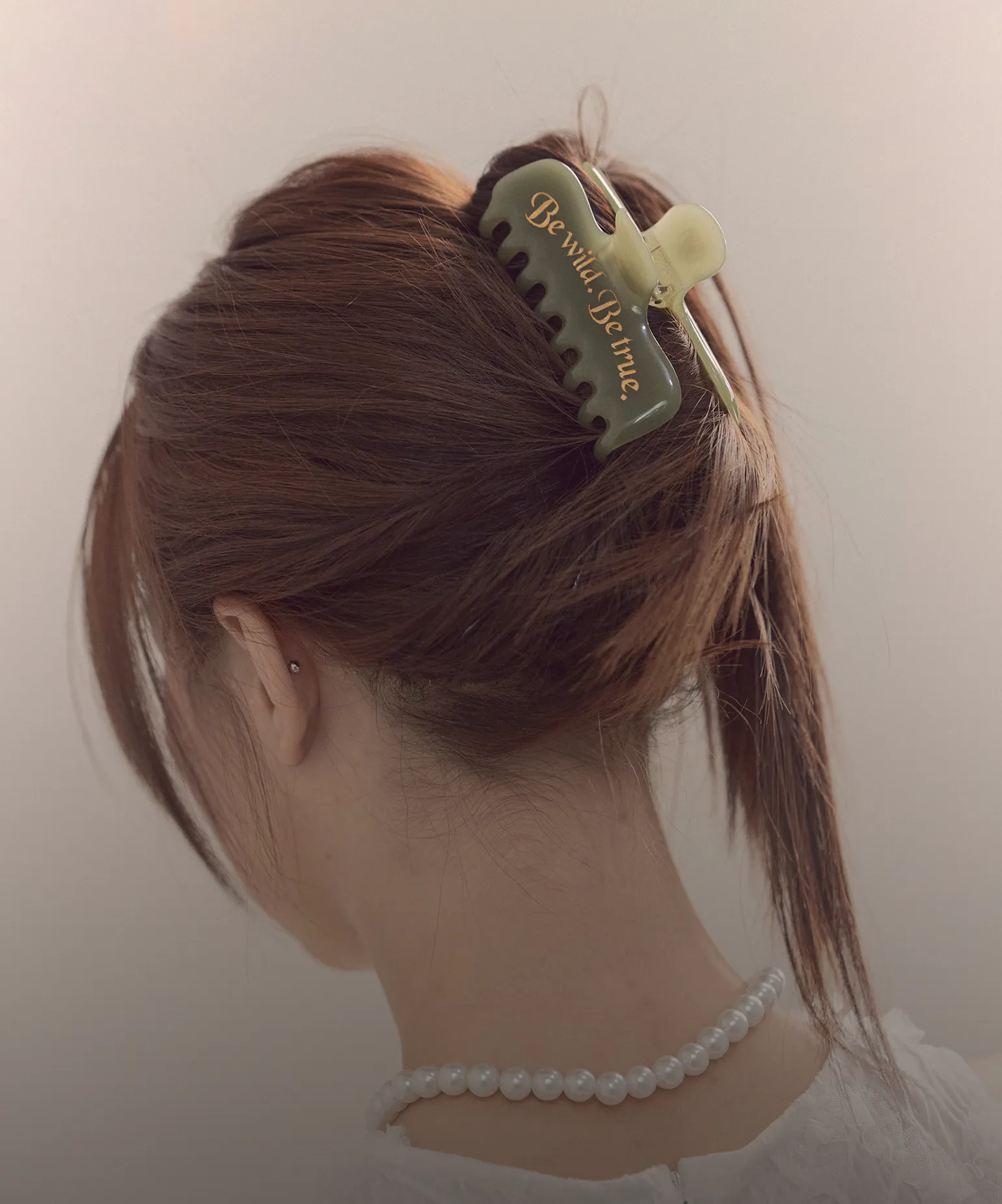 헤어 스타일링의
마지막 터치