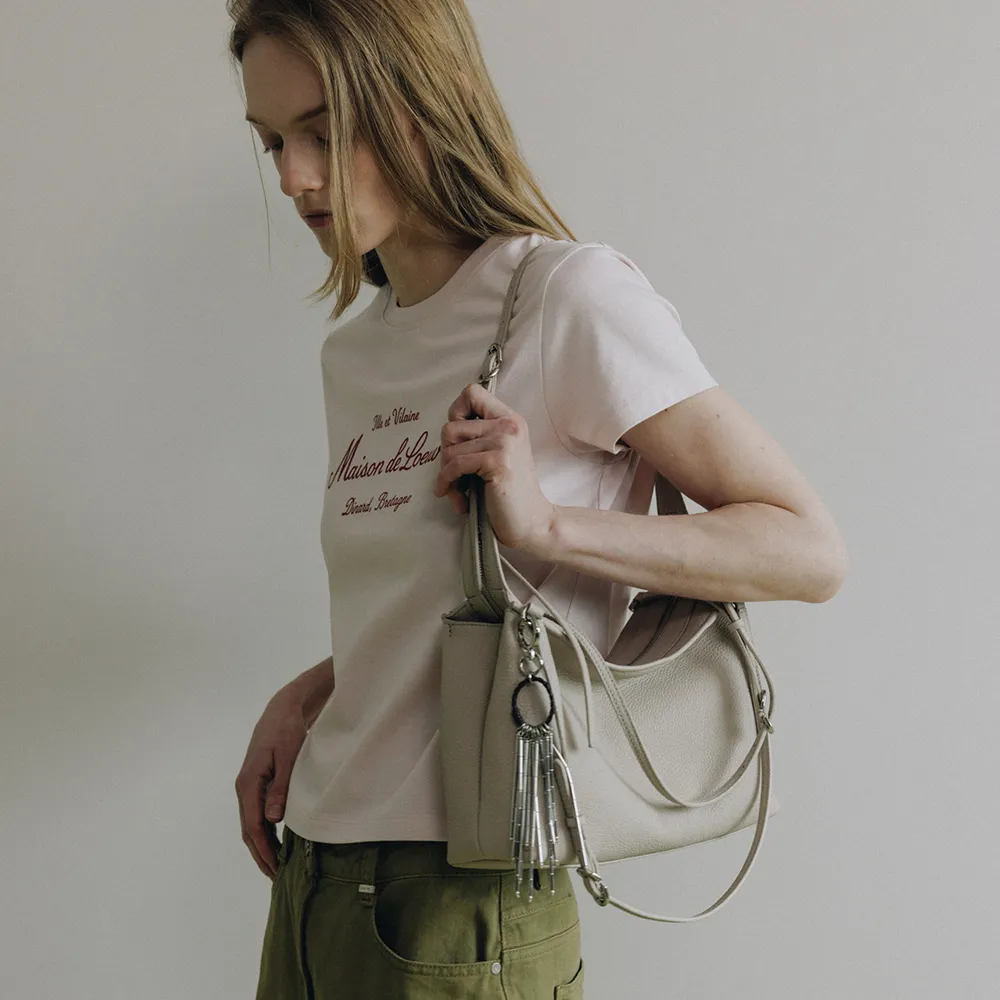 봄의 색을 입은 가방