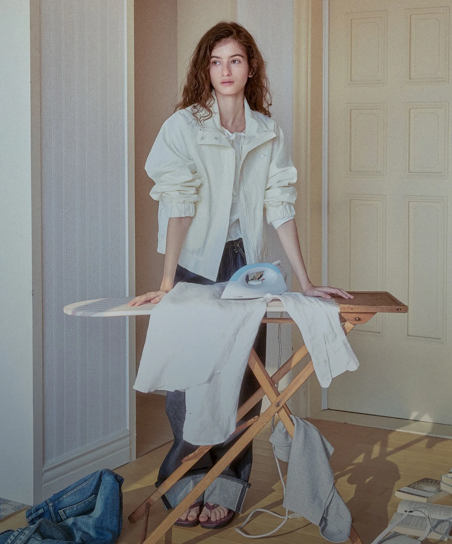 여행을 부르는 실루엣