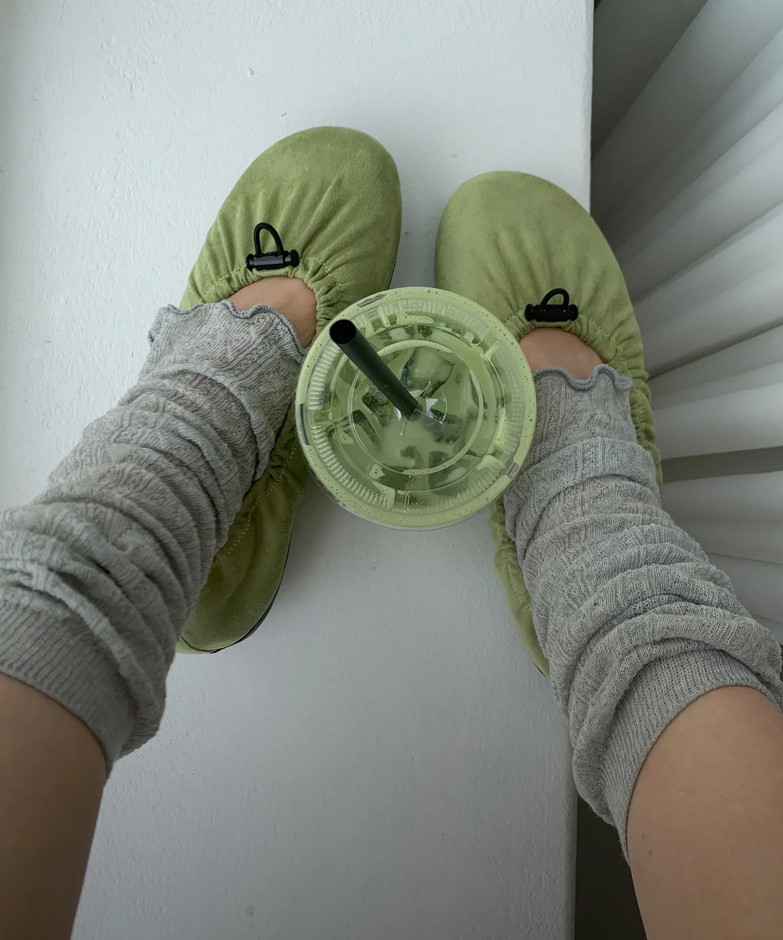 새로운 색감의 발걸음