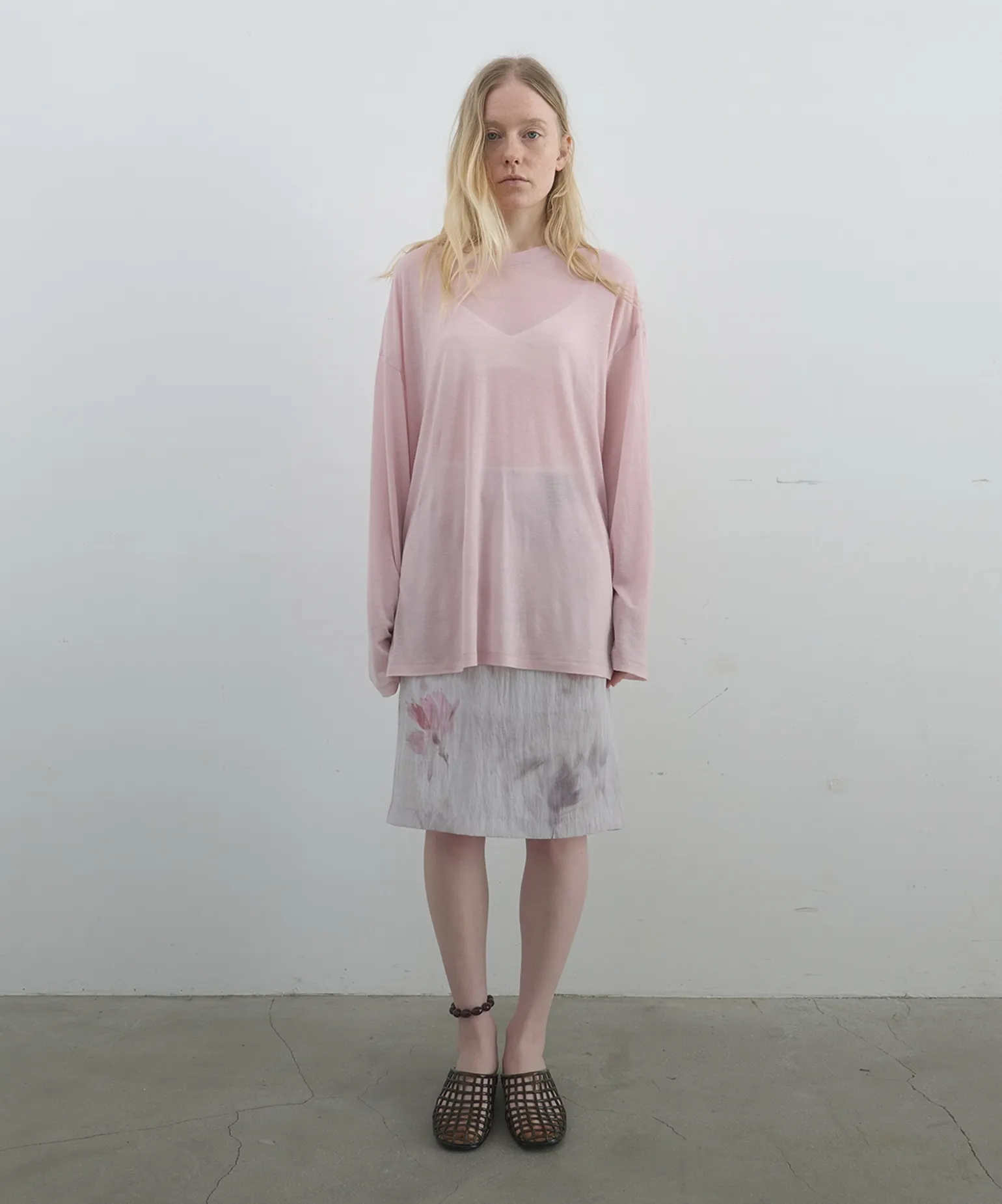 러프함 위에 얹은 디테일