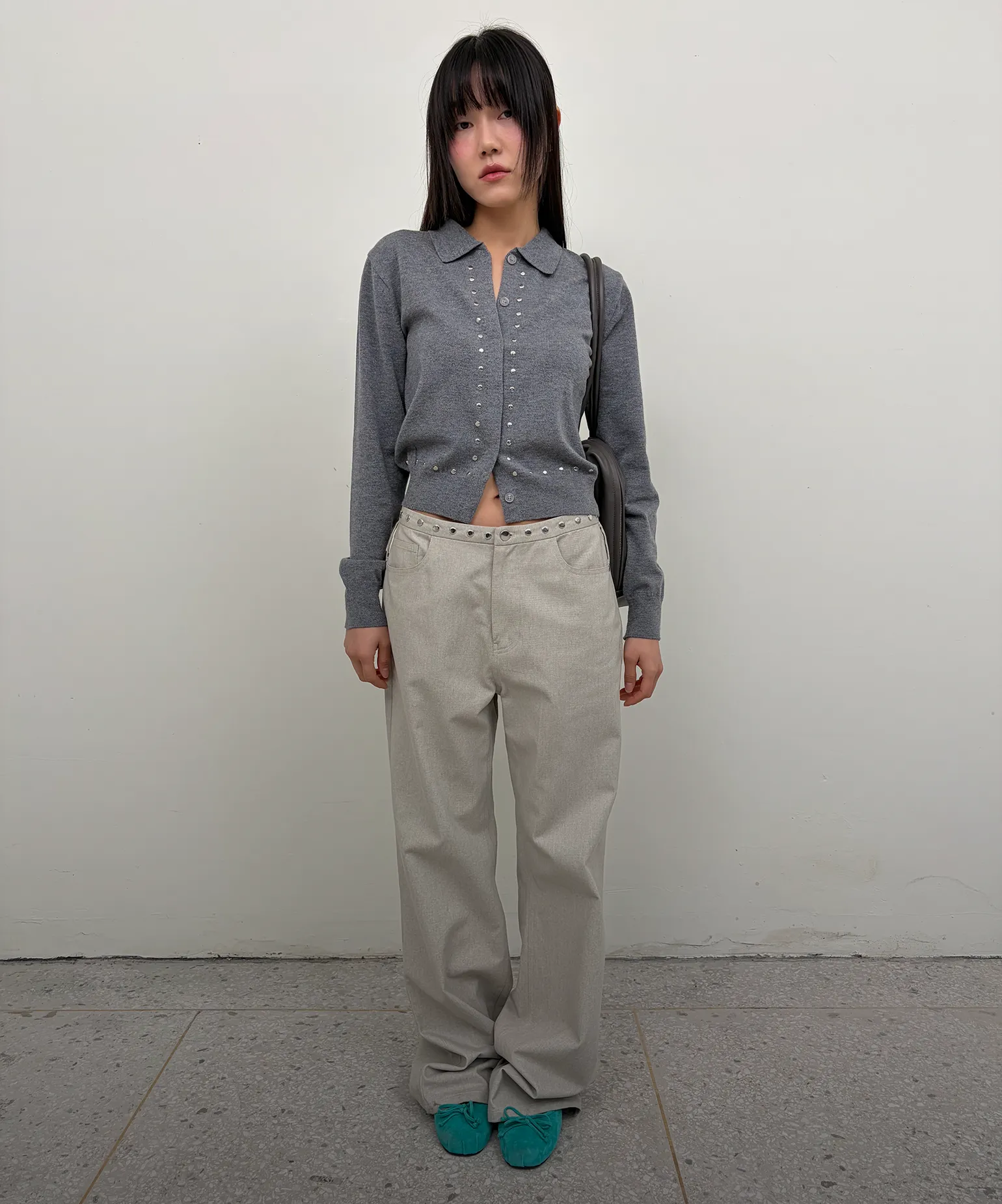 대비로 더 또렷하게