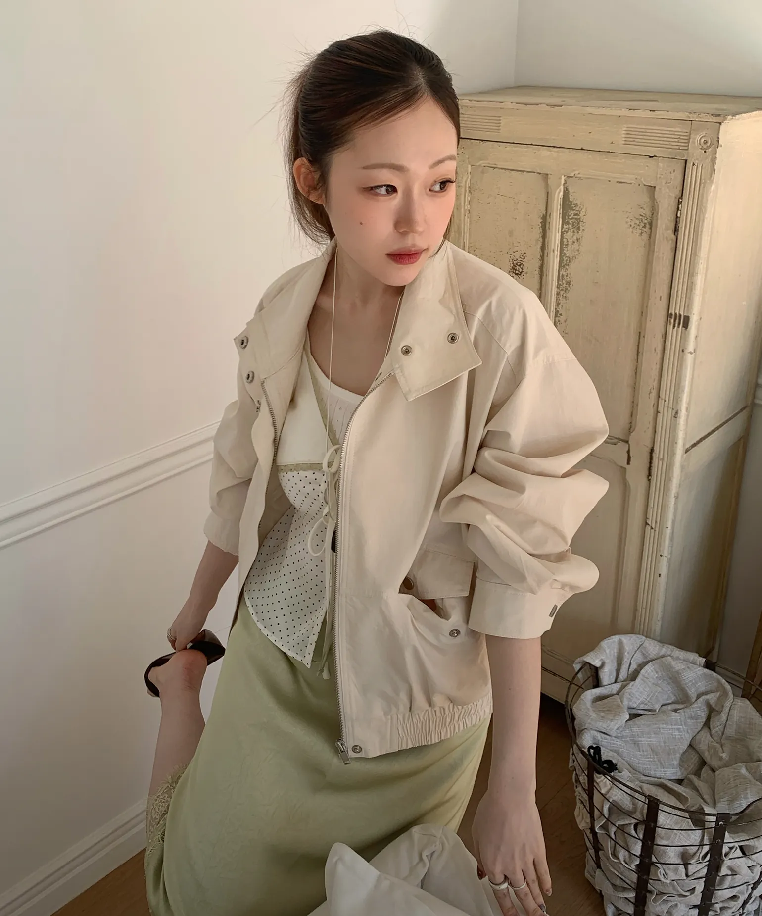 위트를 품은 실루엣