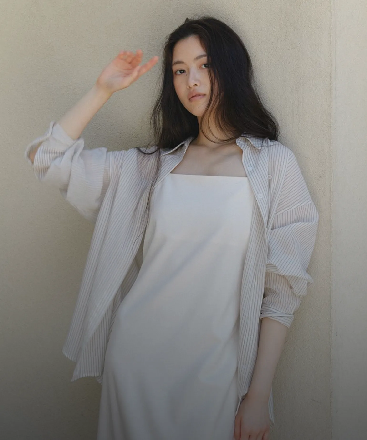 툭 걸치기 좋은 셔츠