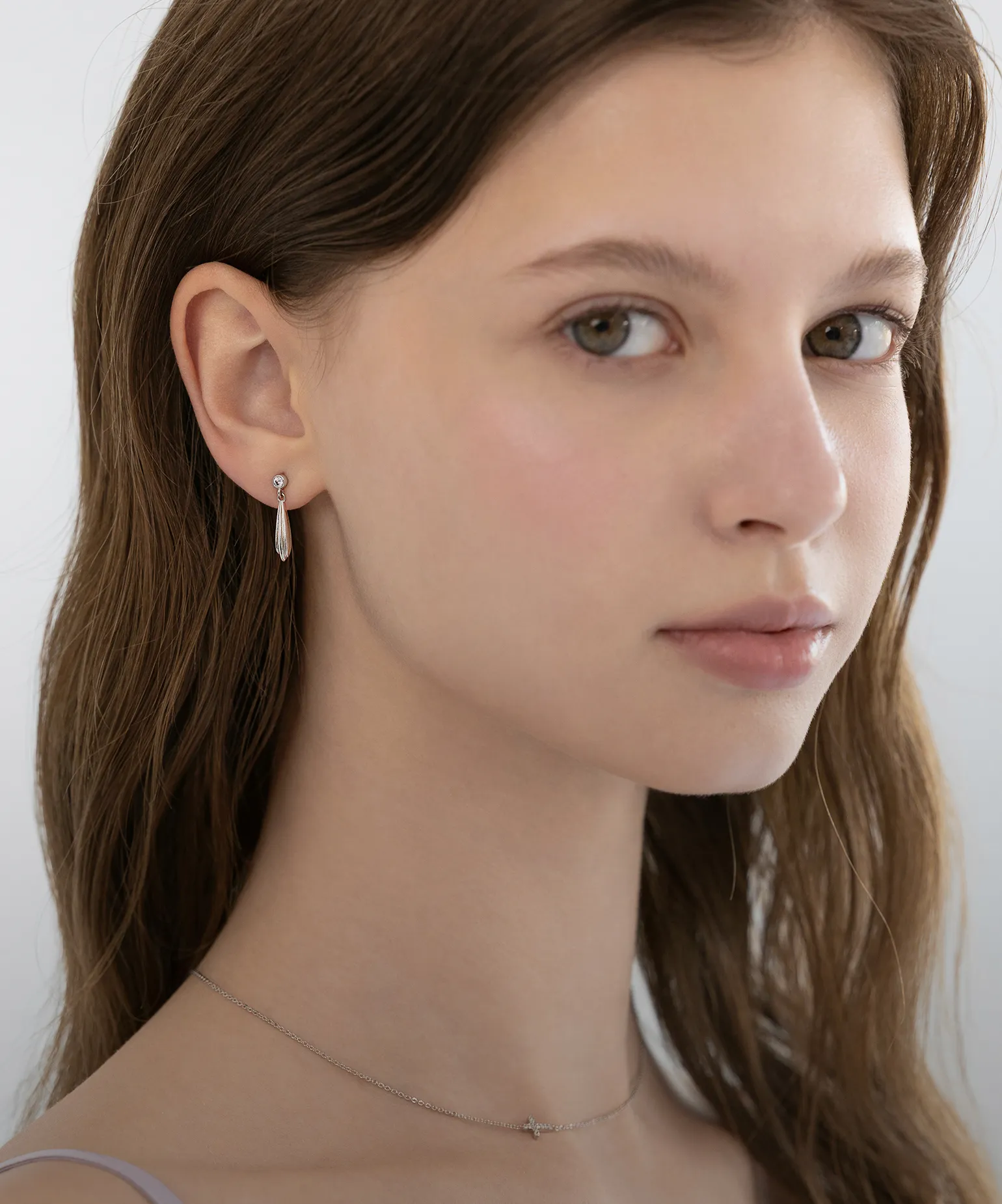 선으로 피워낸 봄