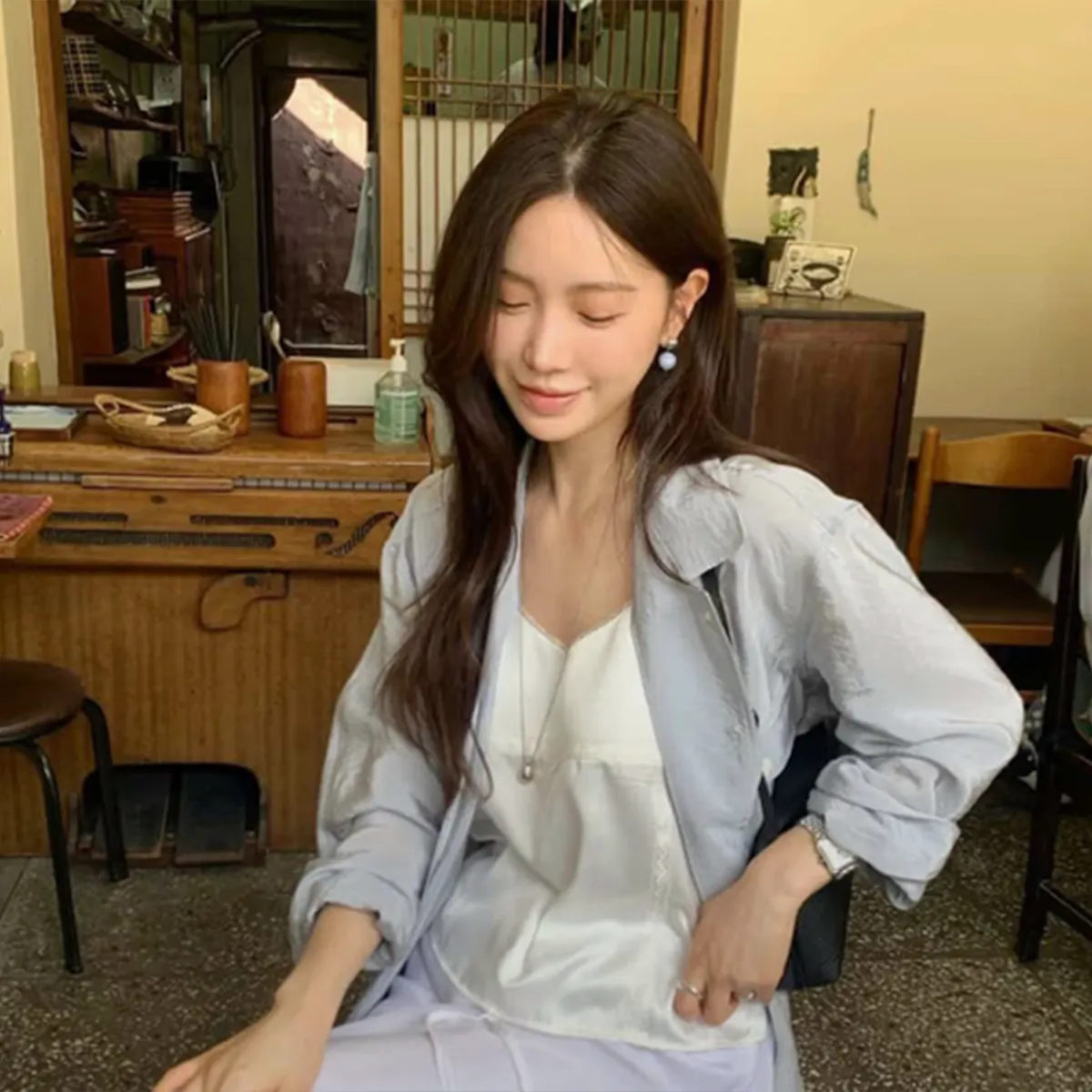살랑이는 무드 한 벌