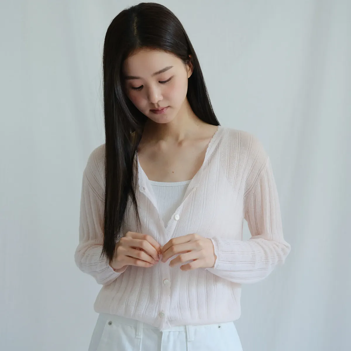 레이스가 꽃이 되는
여름이에요