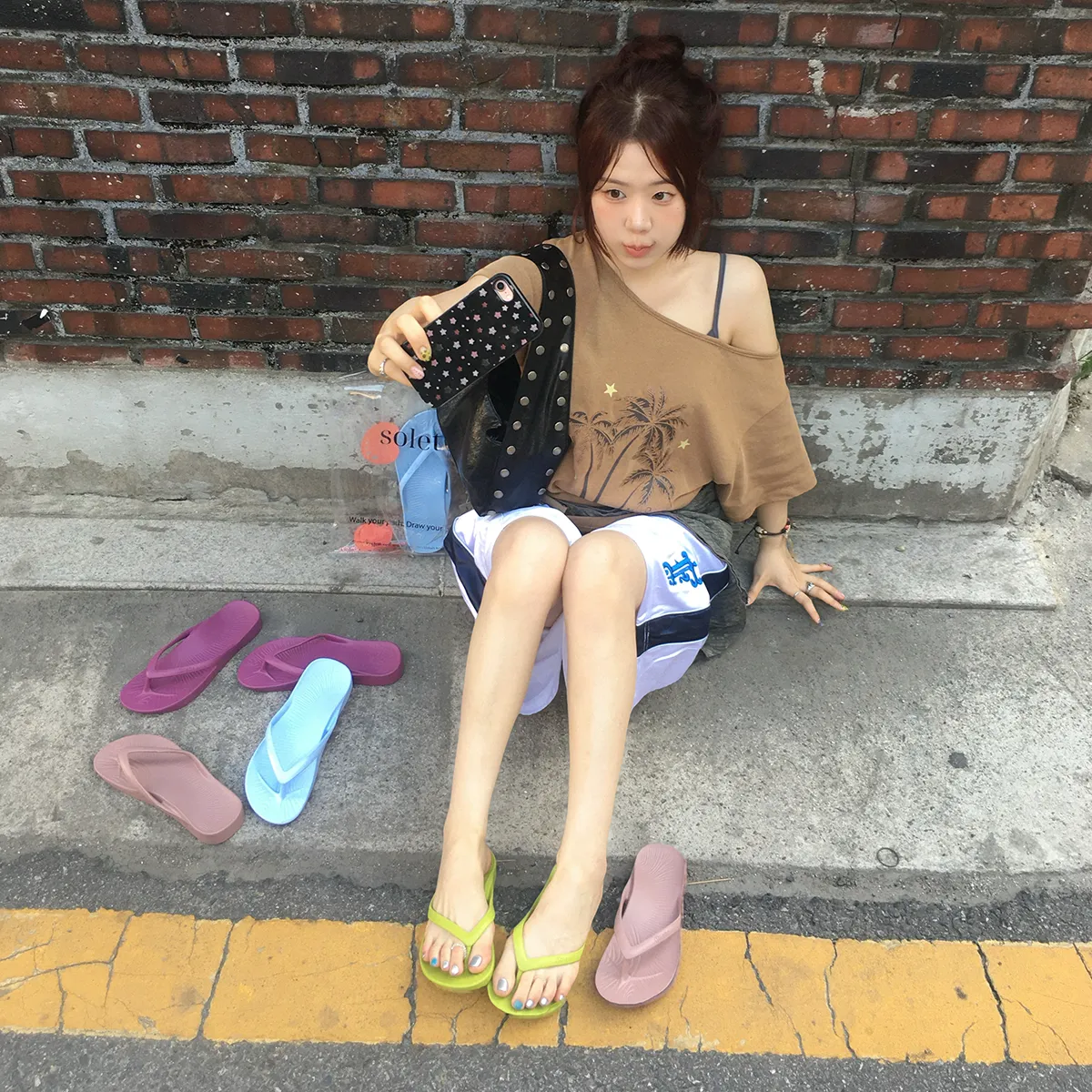 색감을 더한 발걸음