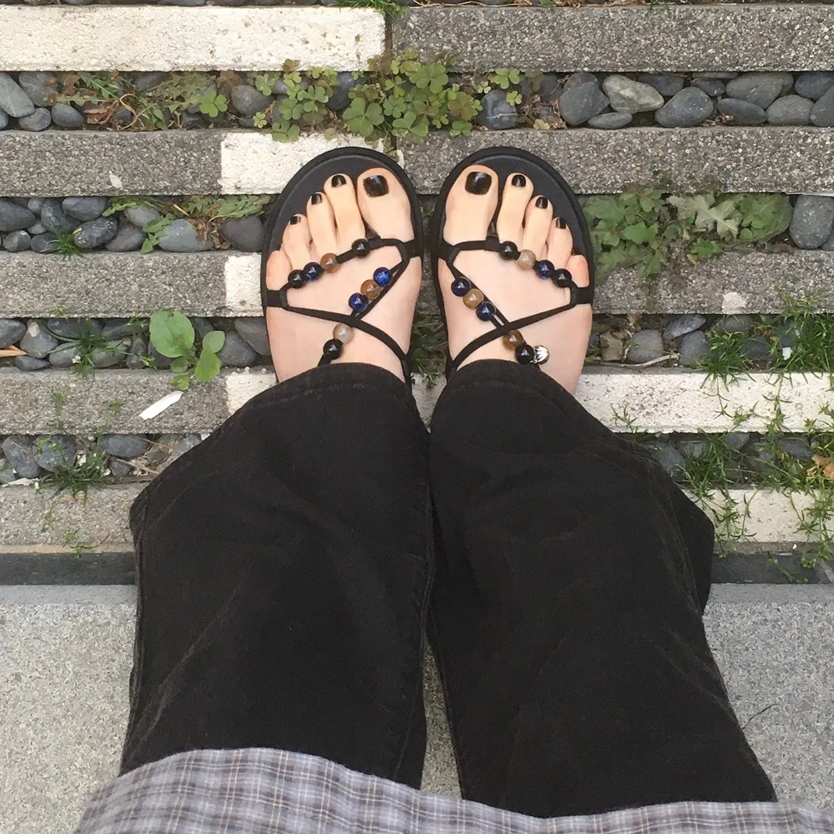 화려한 장식이
발끝을 완성해요