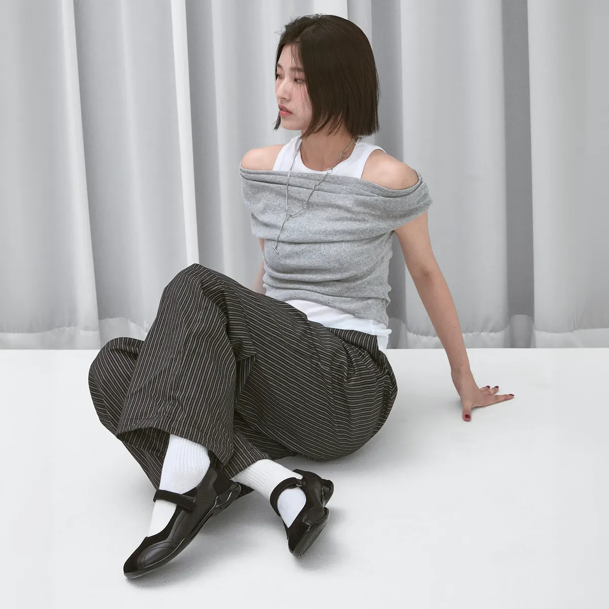 구두처럼 신는 스니커즈
