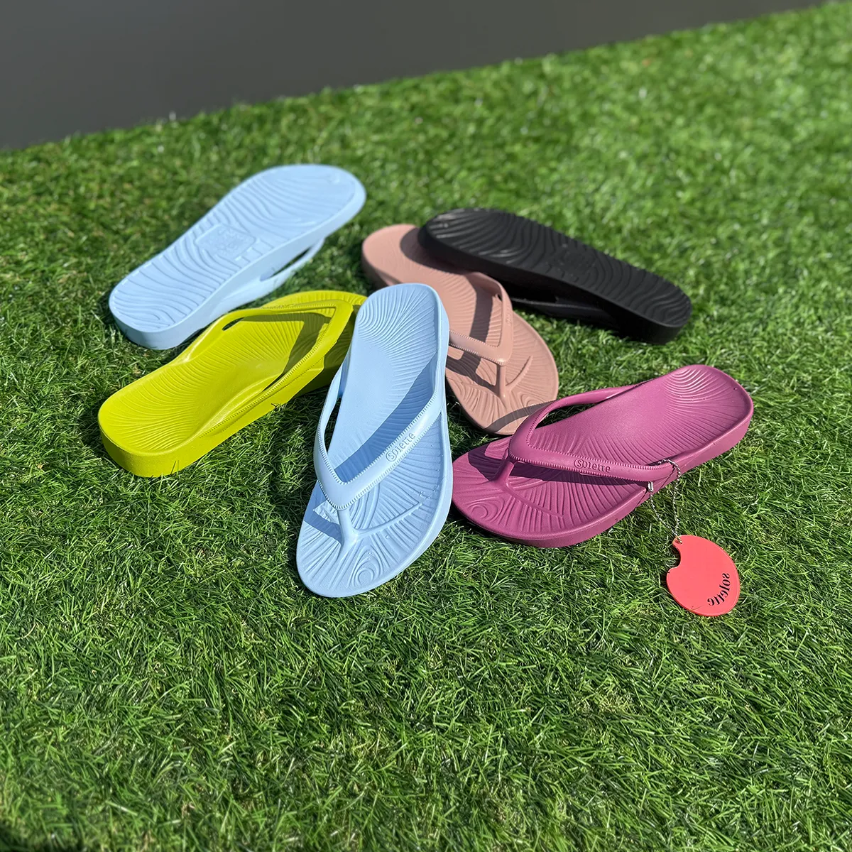 발끝의 다채로운 팔레트
