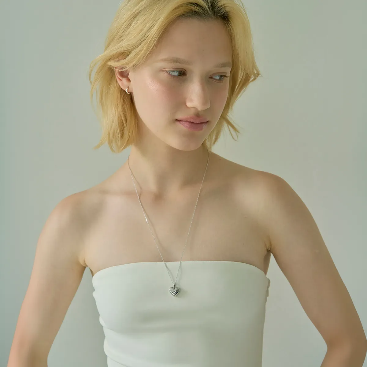 은은하지만 확실한 존재감