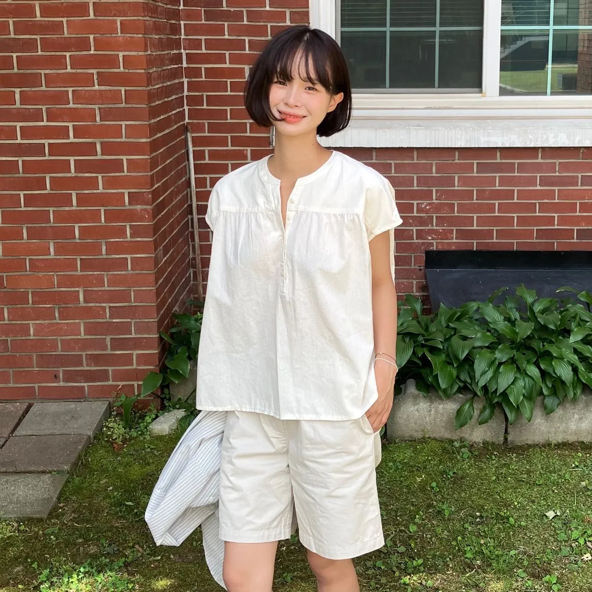 담백한 취향을 입어요
