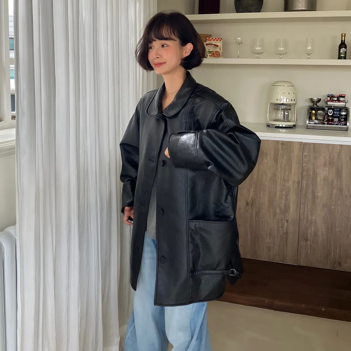 한빛이 먼저 입은
레더 아우터