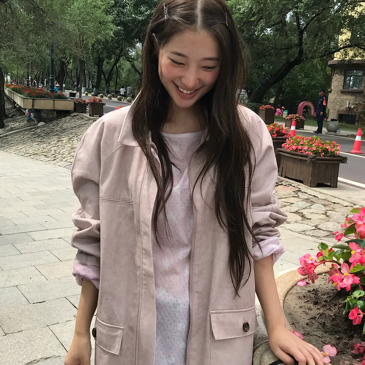 더 부드럽고 깊어진 색감